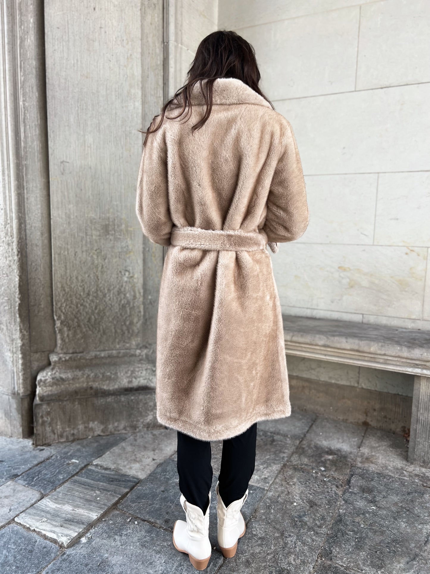 Azaka beige fake fur frakke (6255)