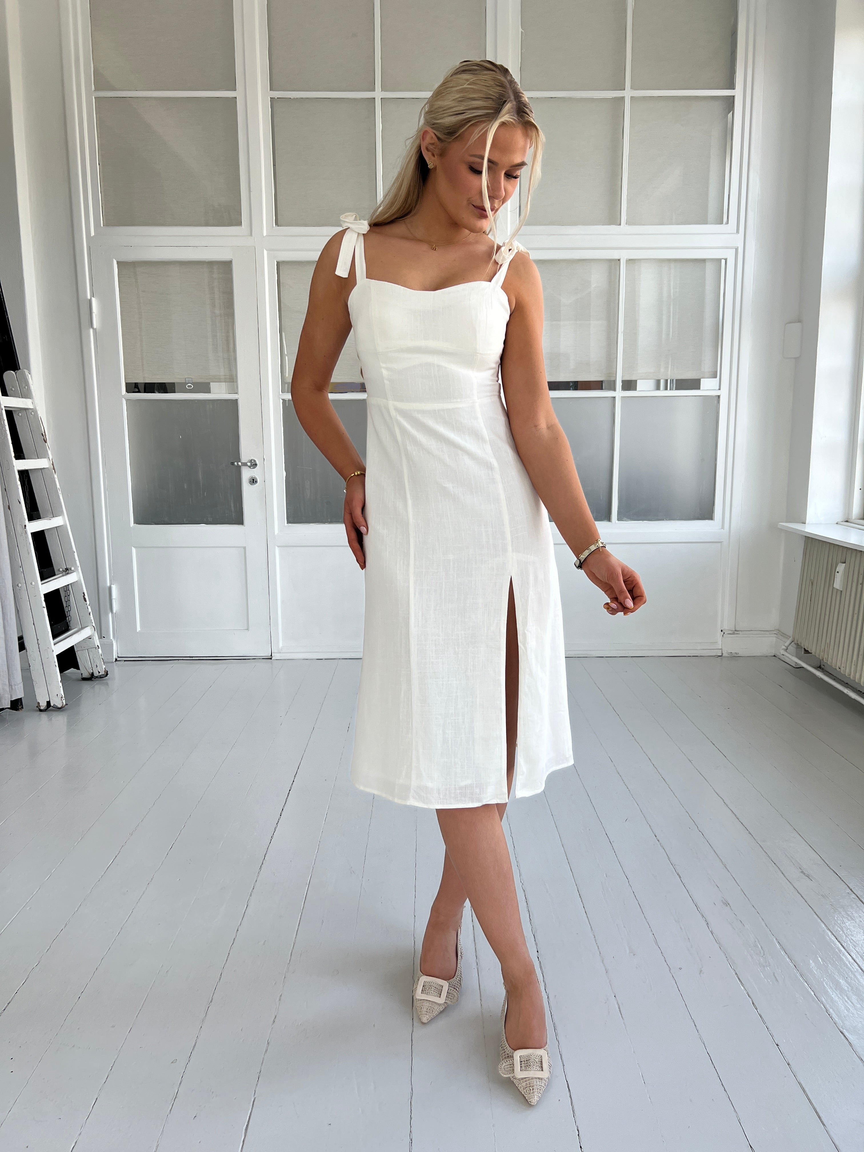 Eight luxe white linen dress