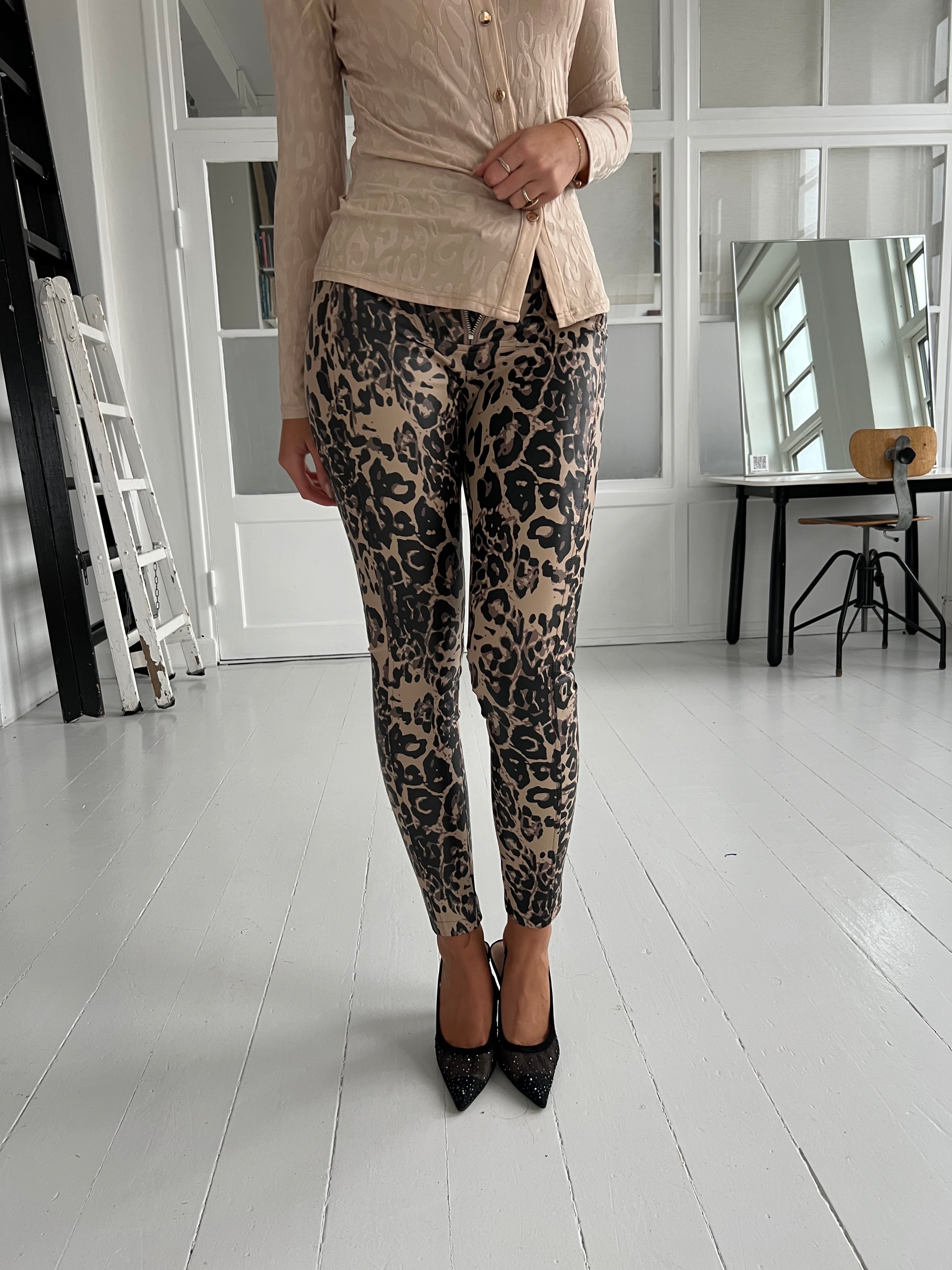 Its May leopard pants