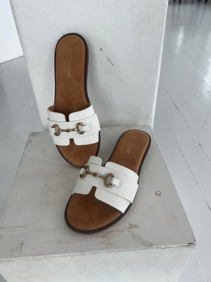 Covana white buckle sandal (1946)