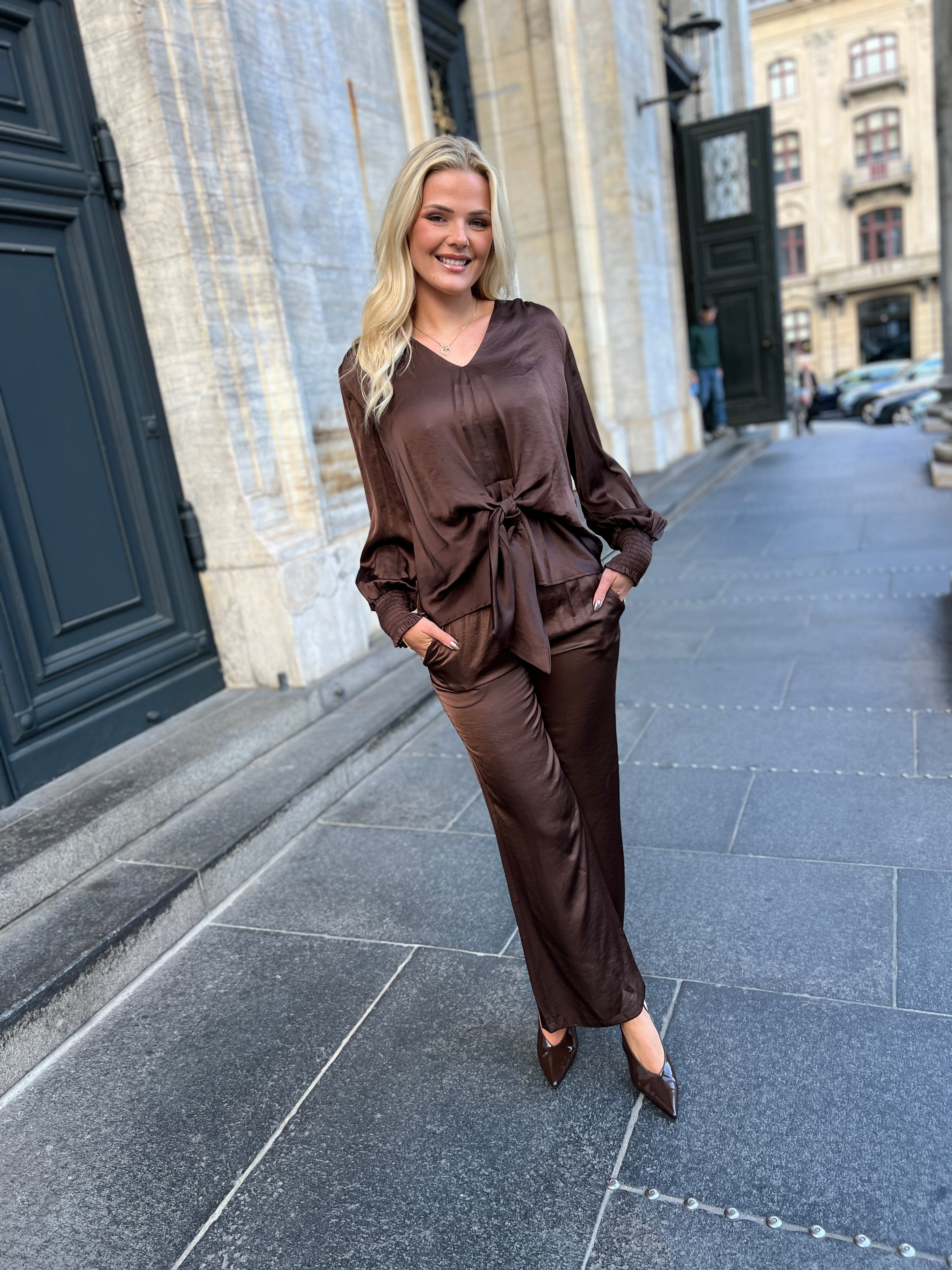 Continue choko satin pants - Åberg Copenhagen