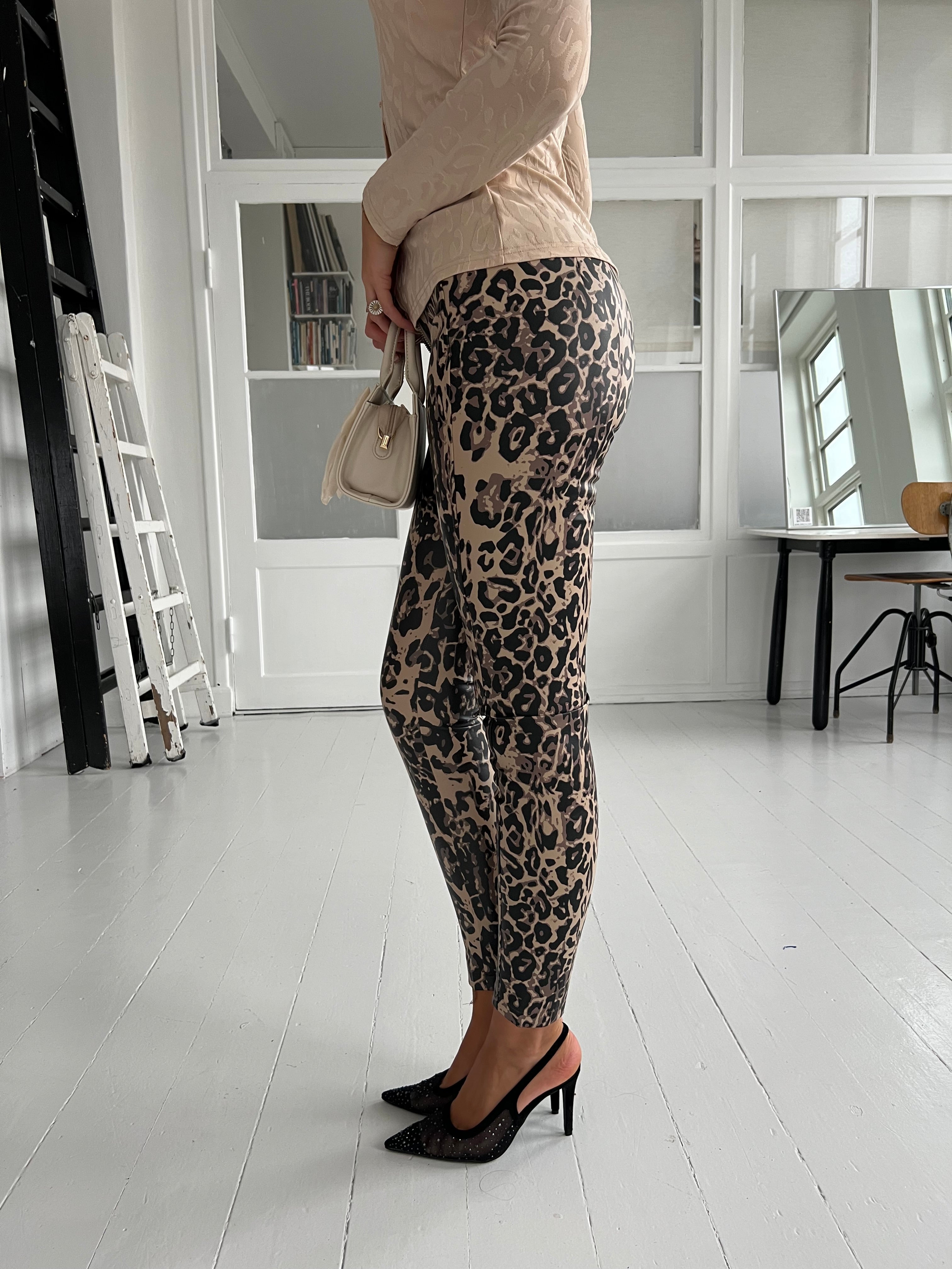 Its May leopard pants