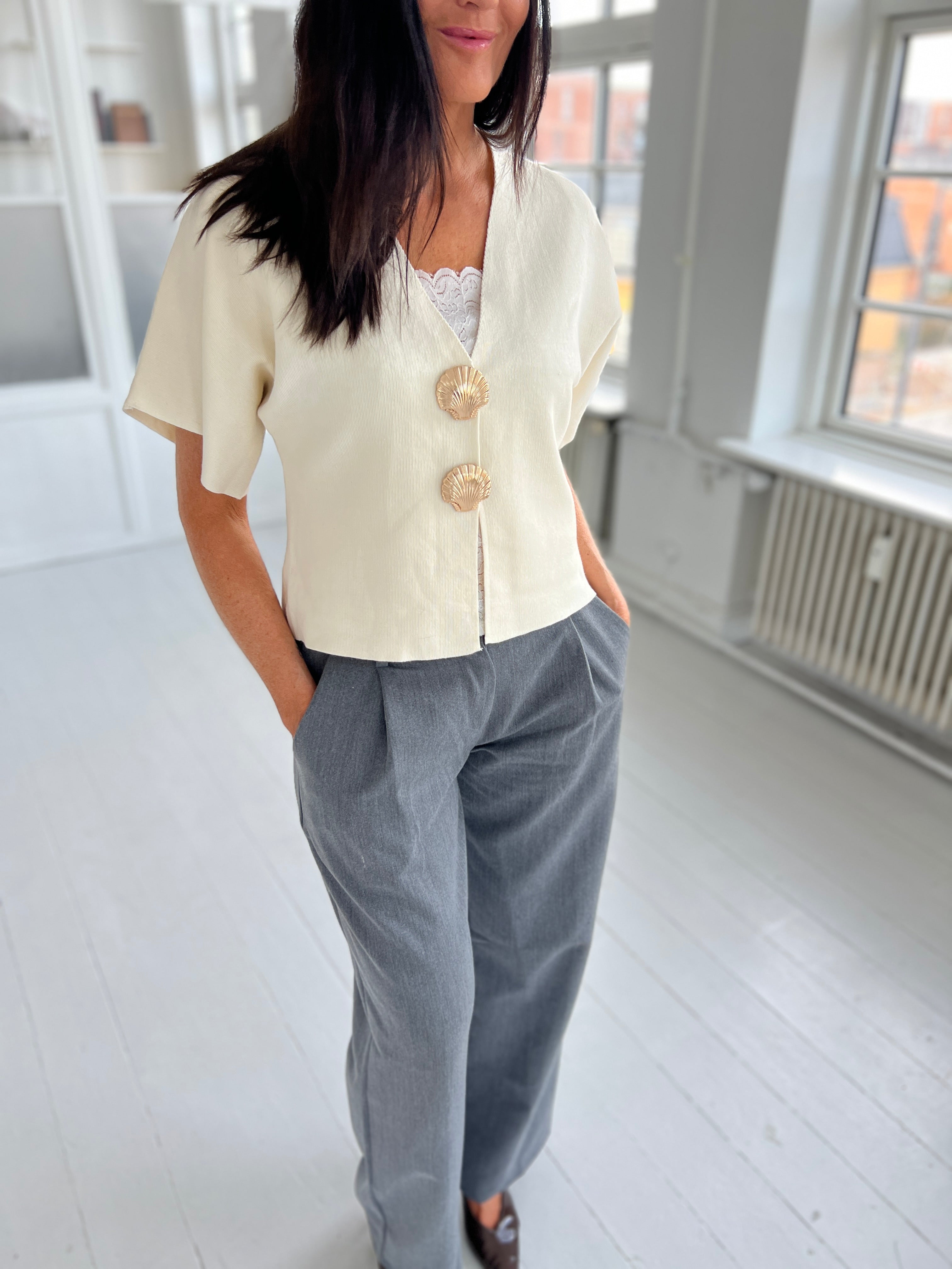 By Elsa light beige vest