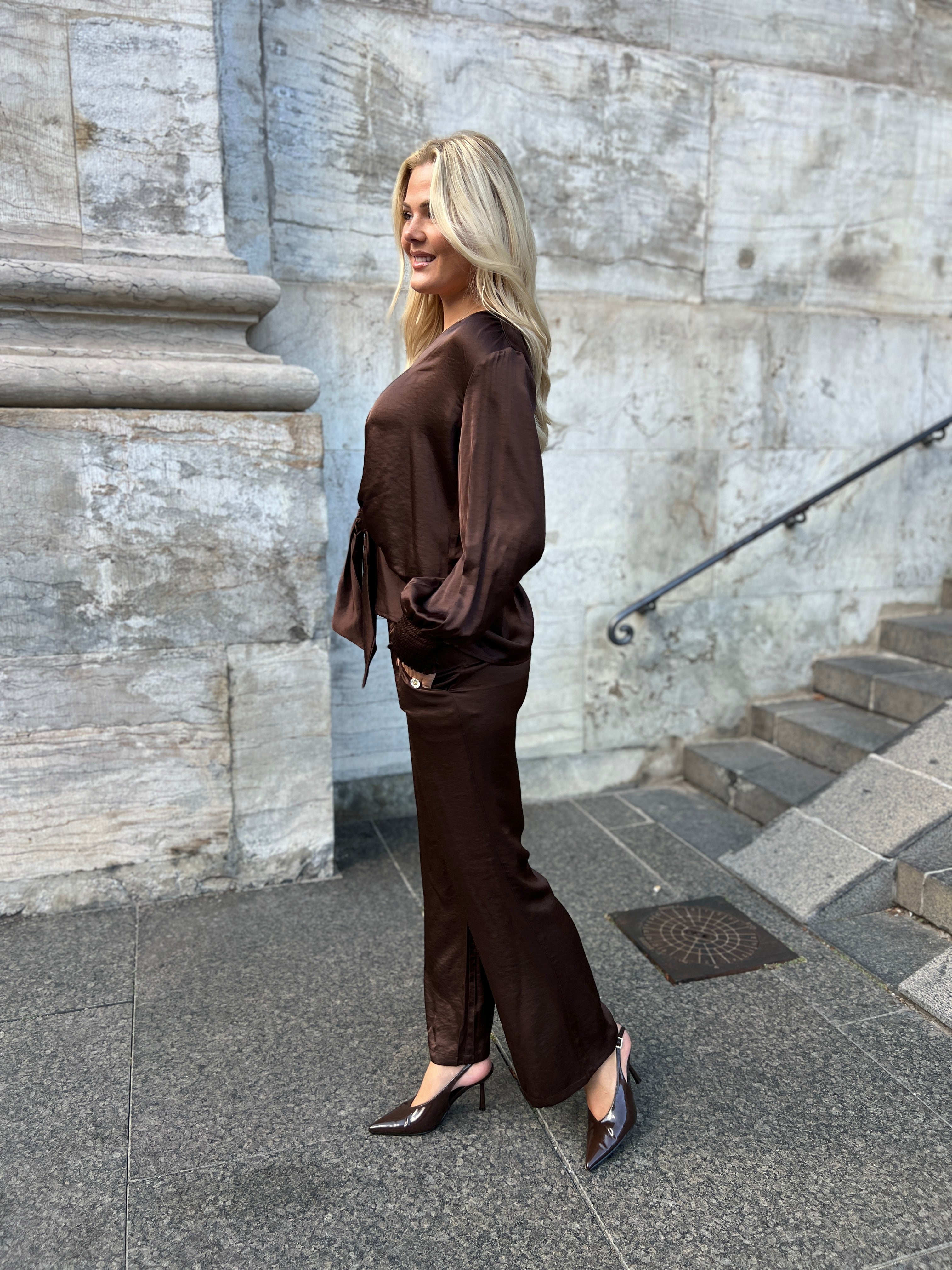 Continue choko satin pants - Åberg Copenhagen