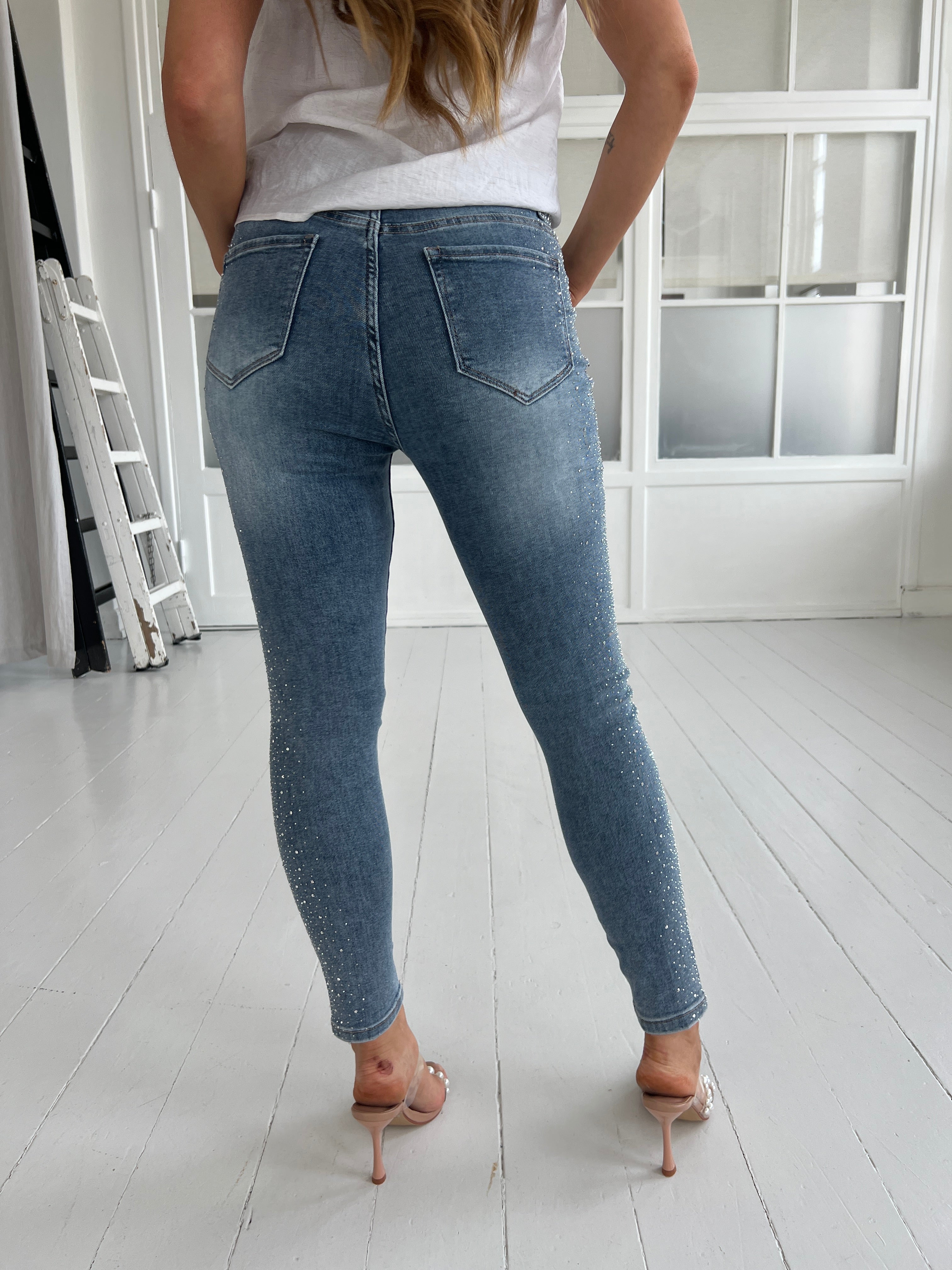 Laulia slim fit rhinestone jeans