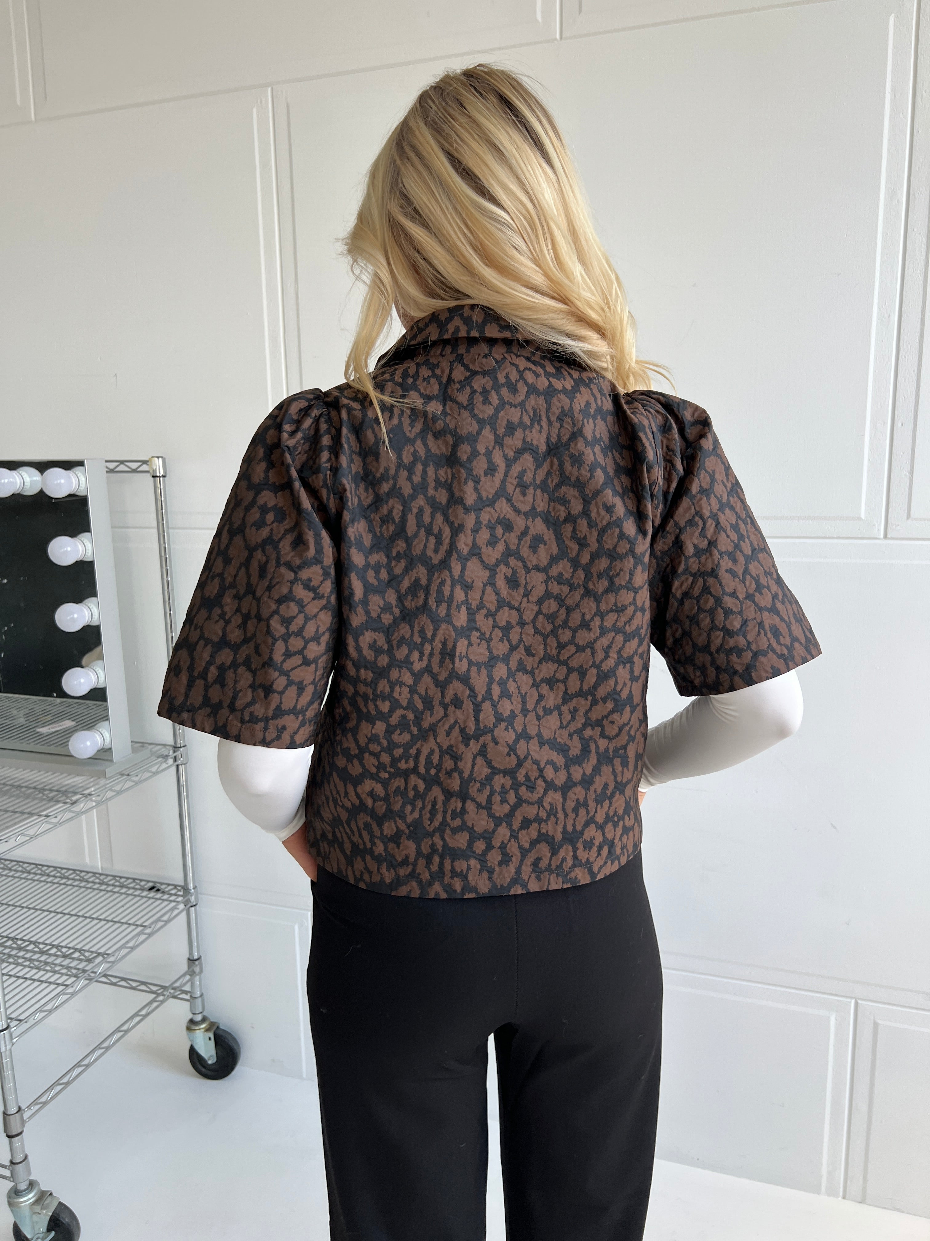 Continue - Skjorte - Astrid leo - Leo Brown