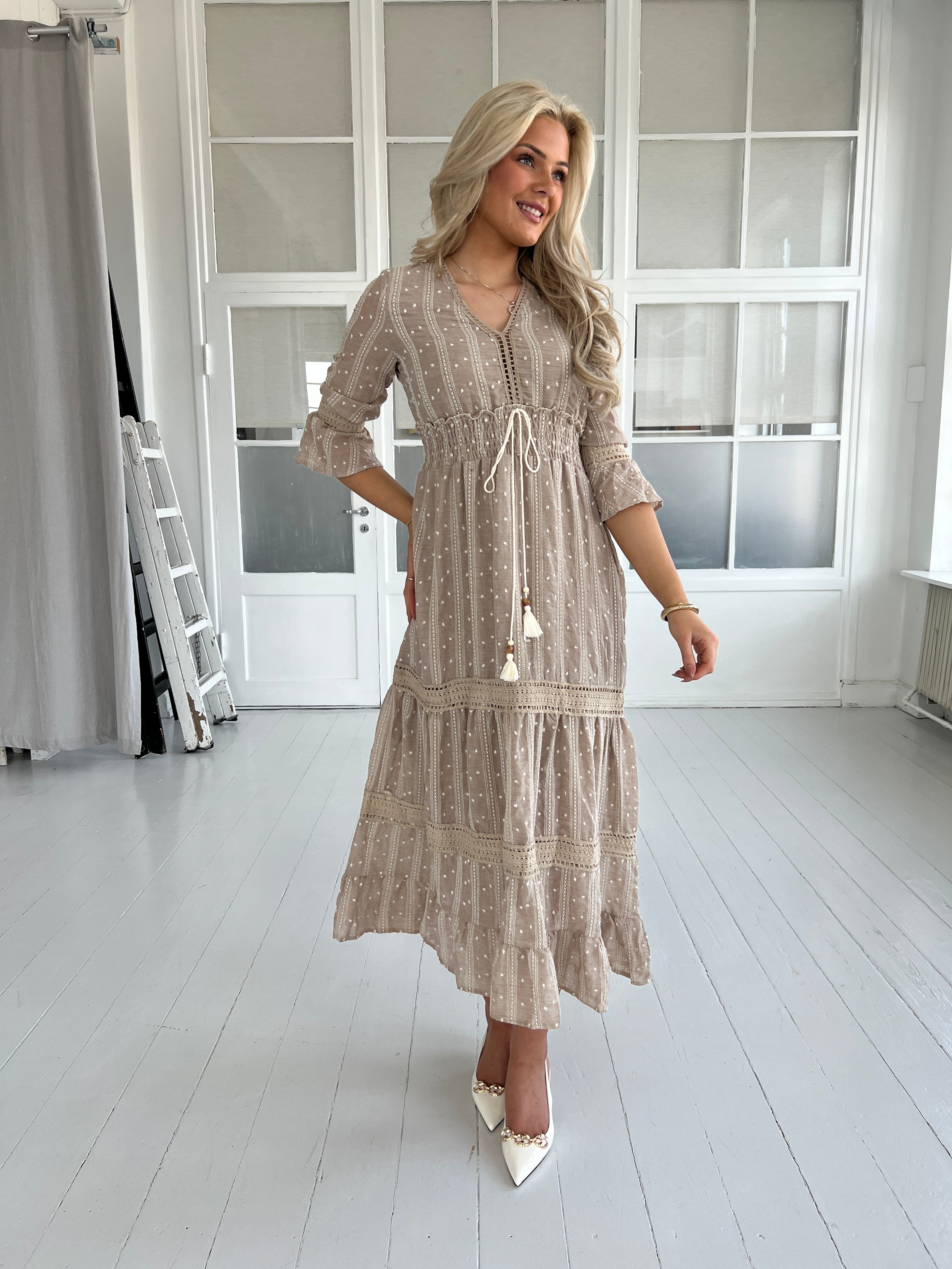 Flam taupe boho layer dress