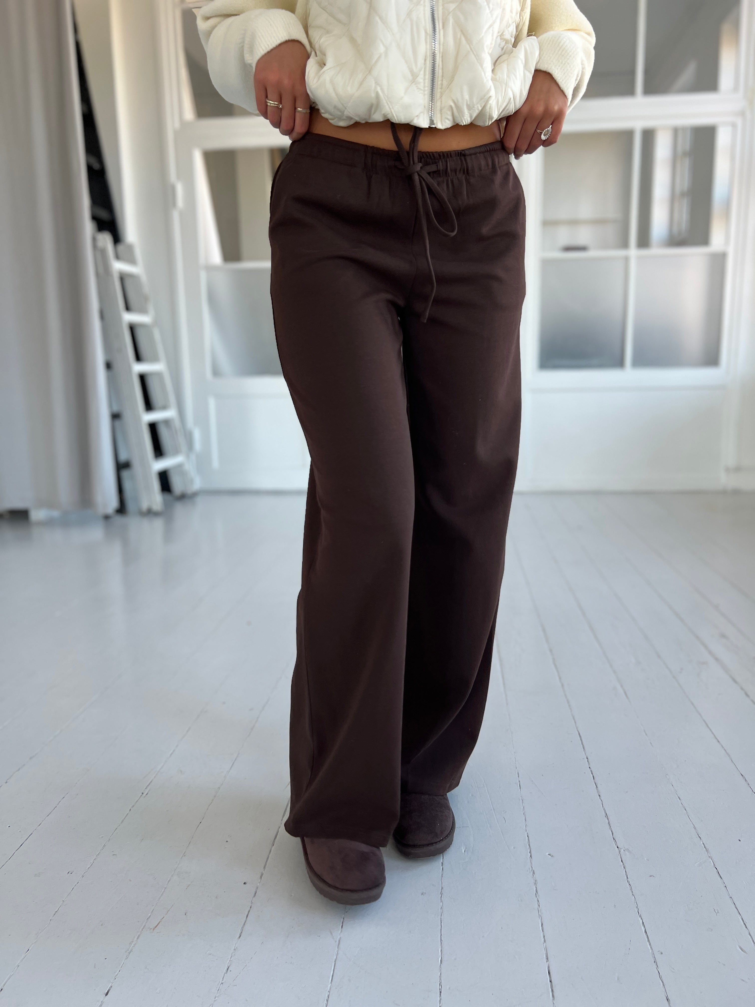 Eight Luxe brown joggers