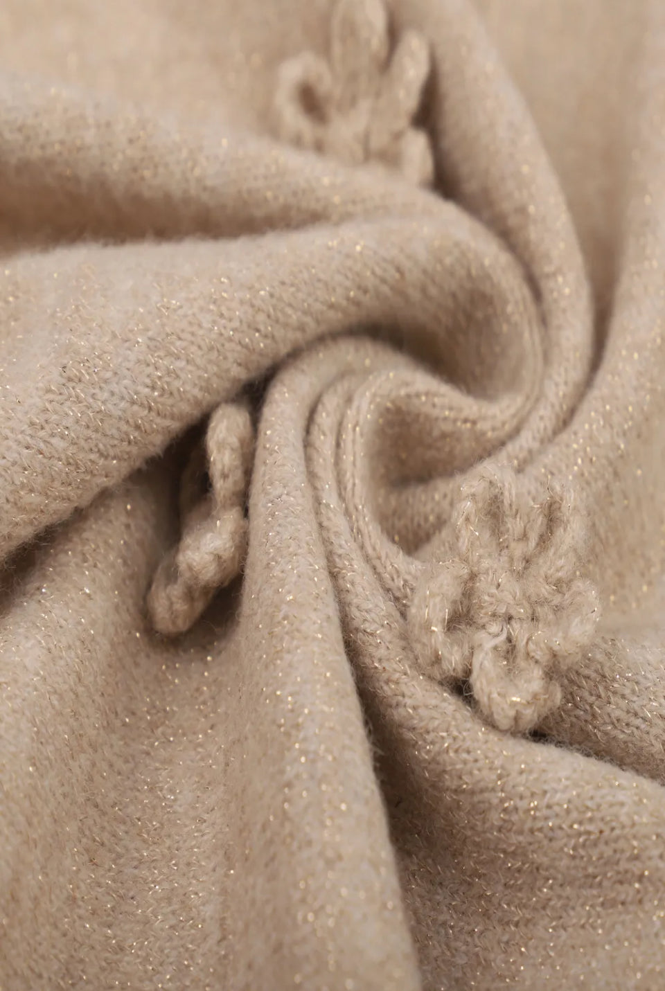 Alma beige Bloom tørklæde fra webshoppen Aaberg Copenhagen