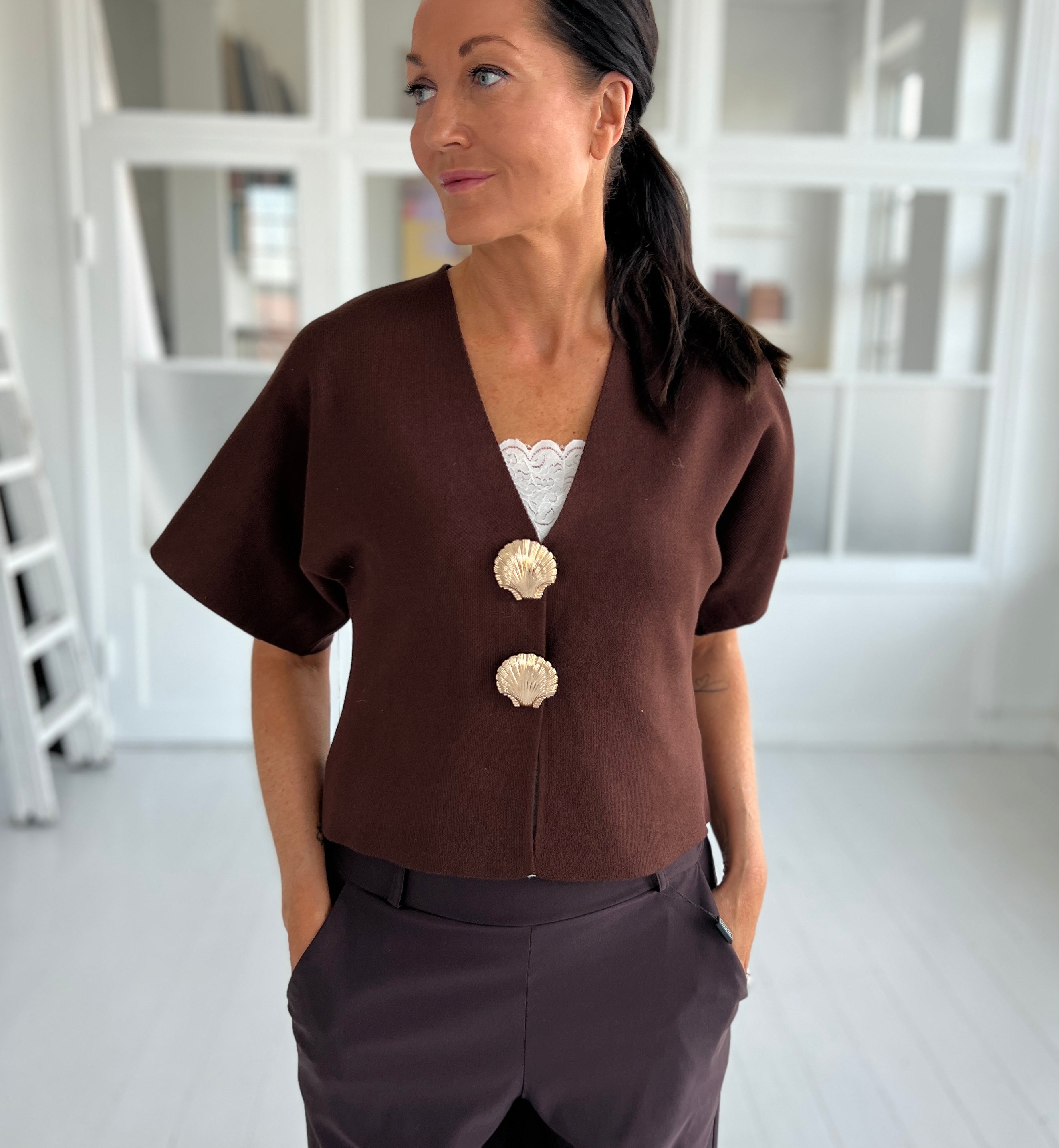 By Elsa dark brown vest