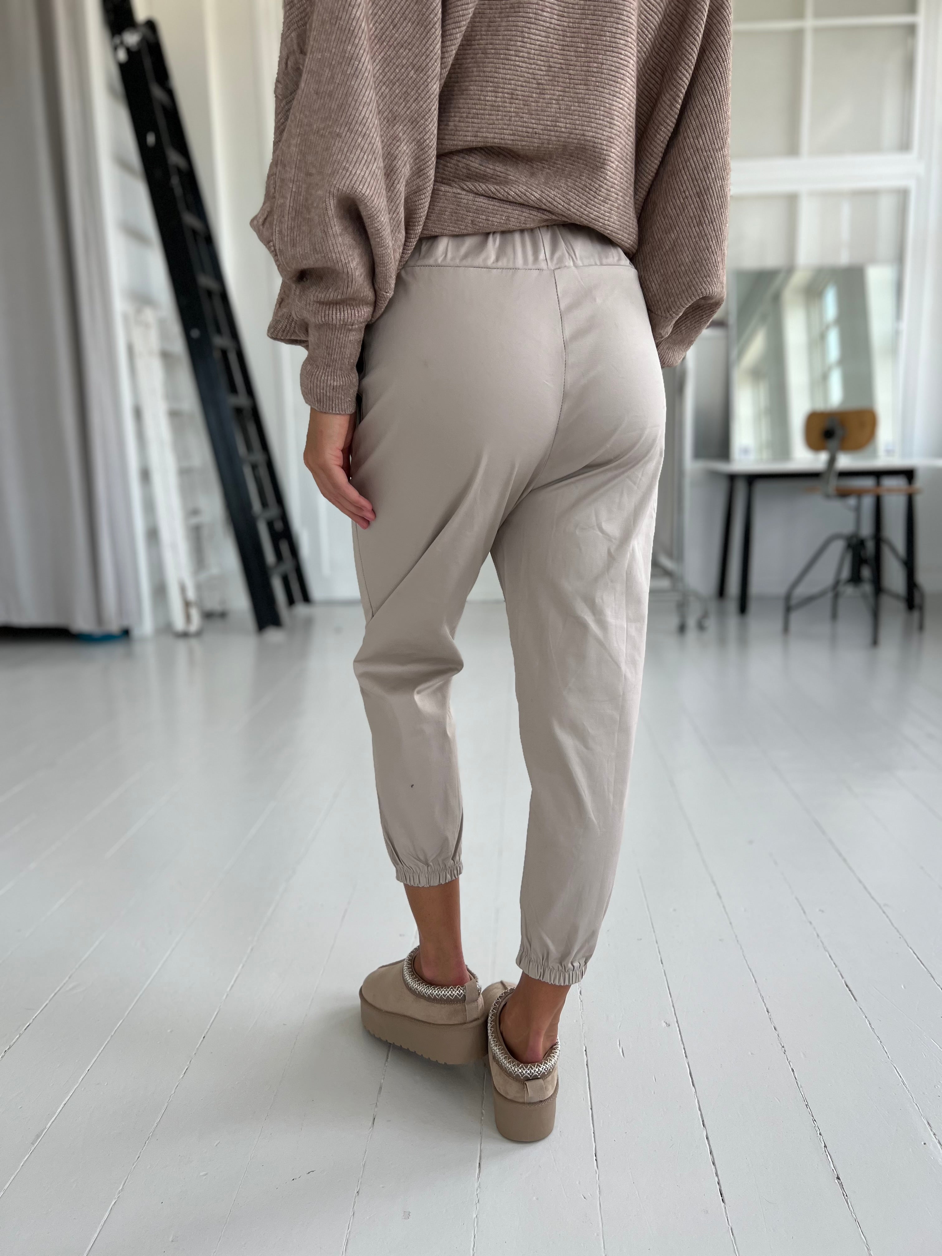 Mondial beige pants