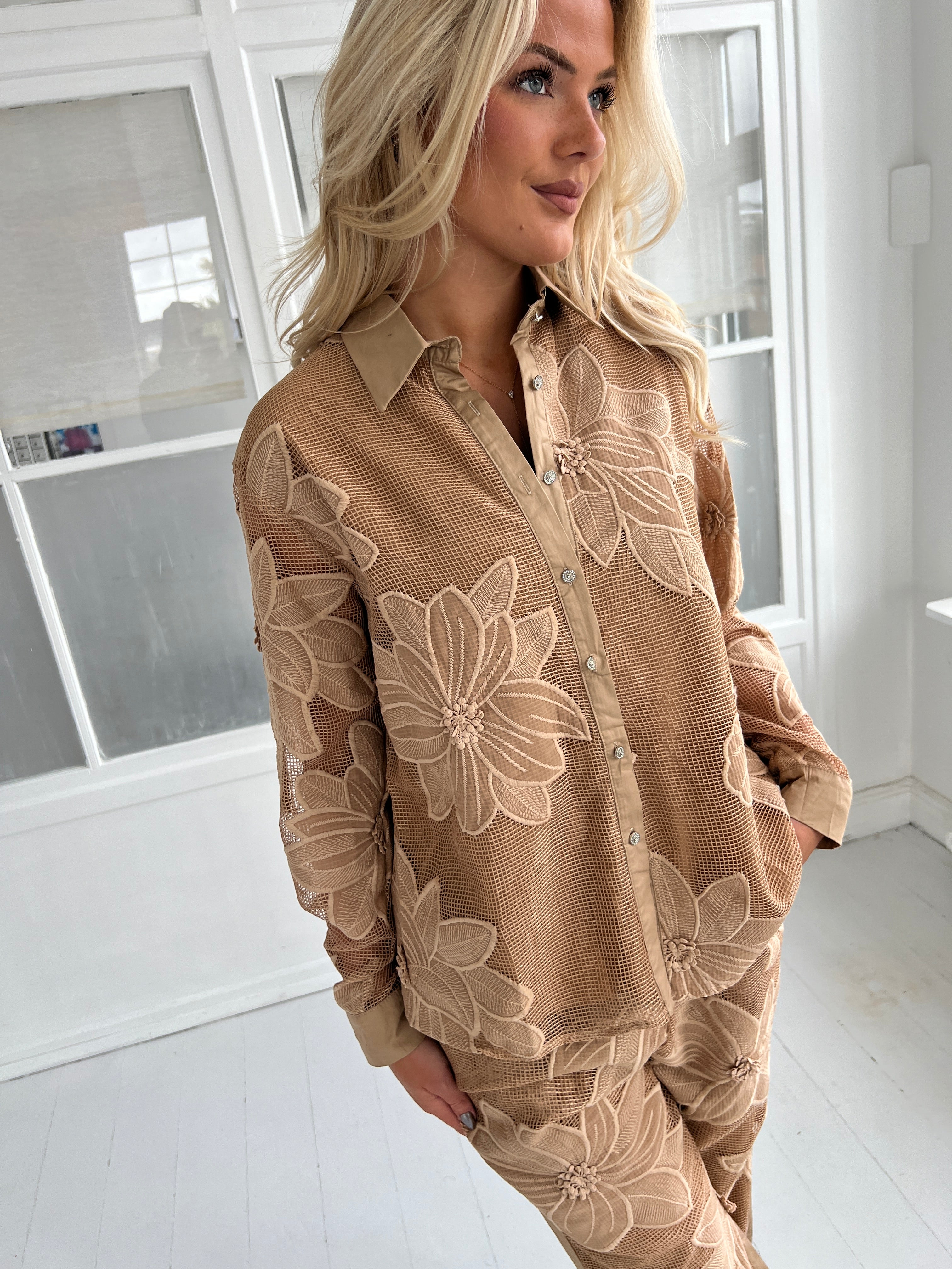 Flam camel bloom set fra webshoppen Aaberg Copenhagen