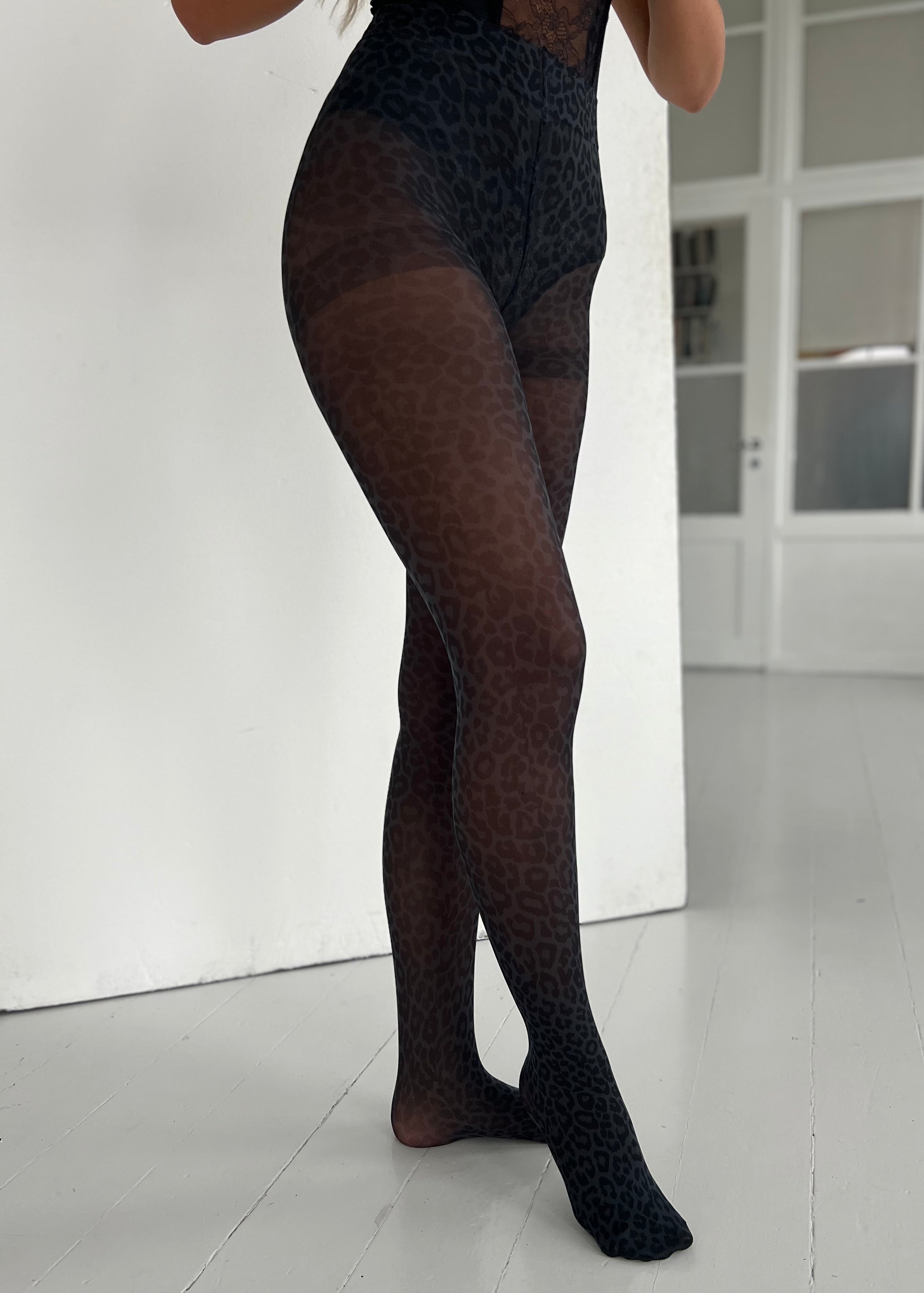 Mochy sorte leopard strømper