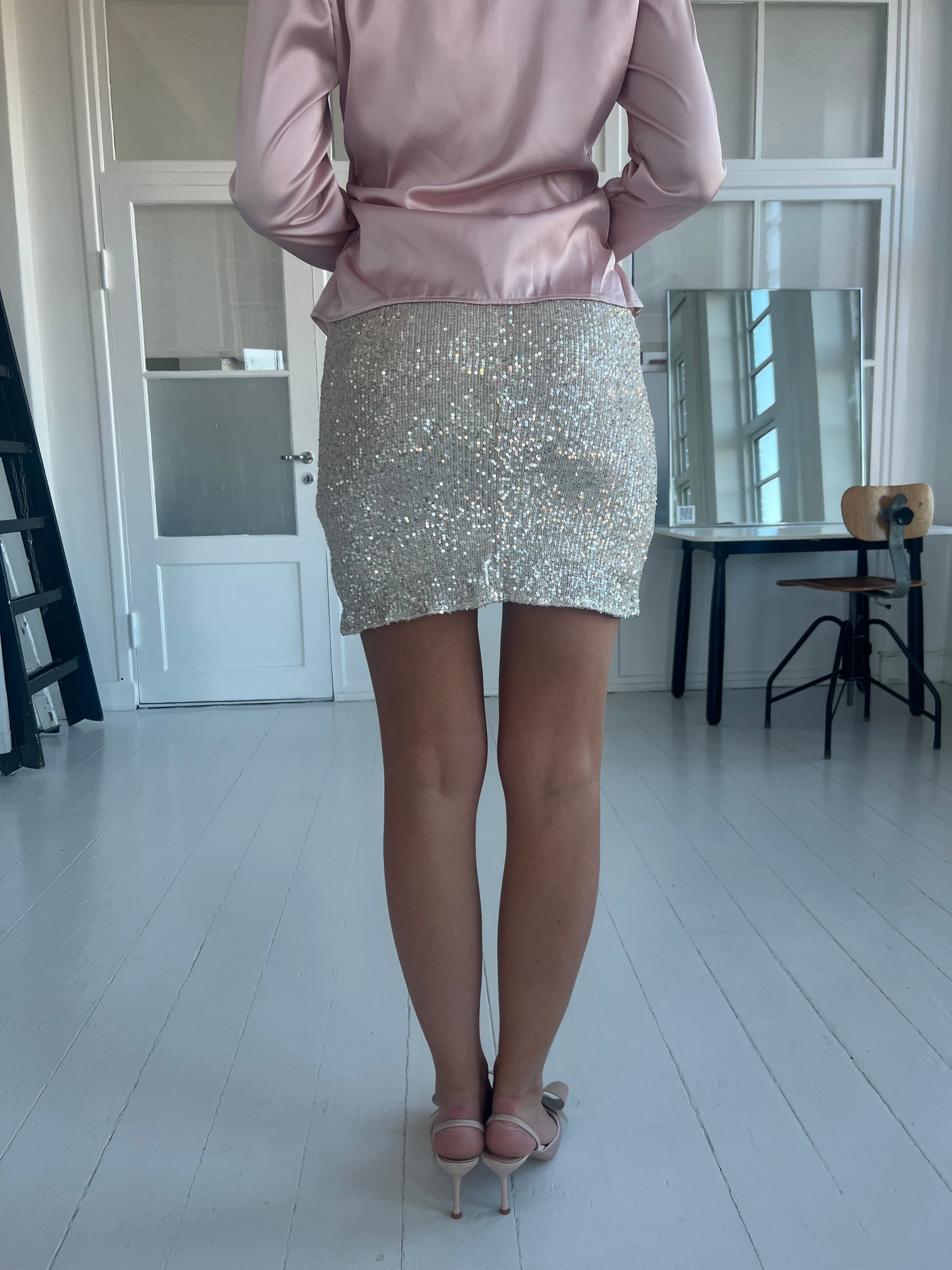 Eight Luxe  sequins skirt