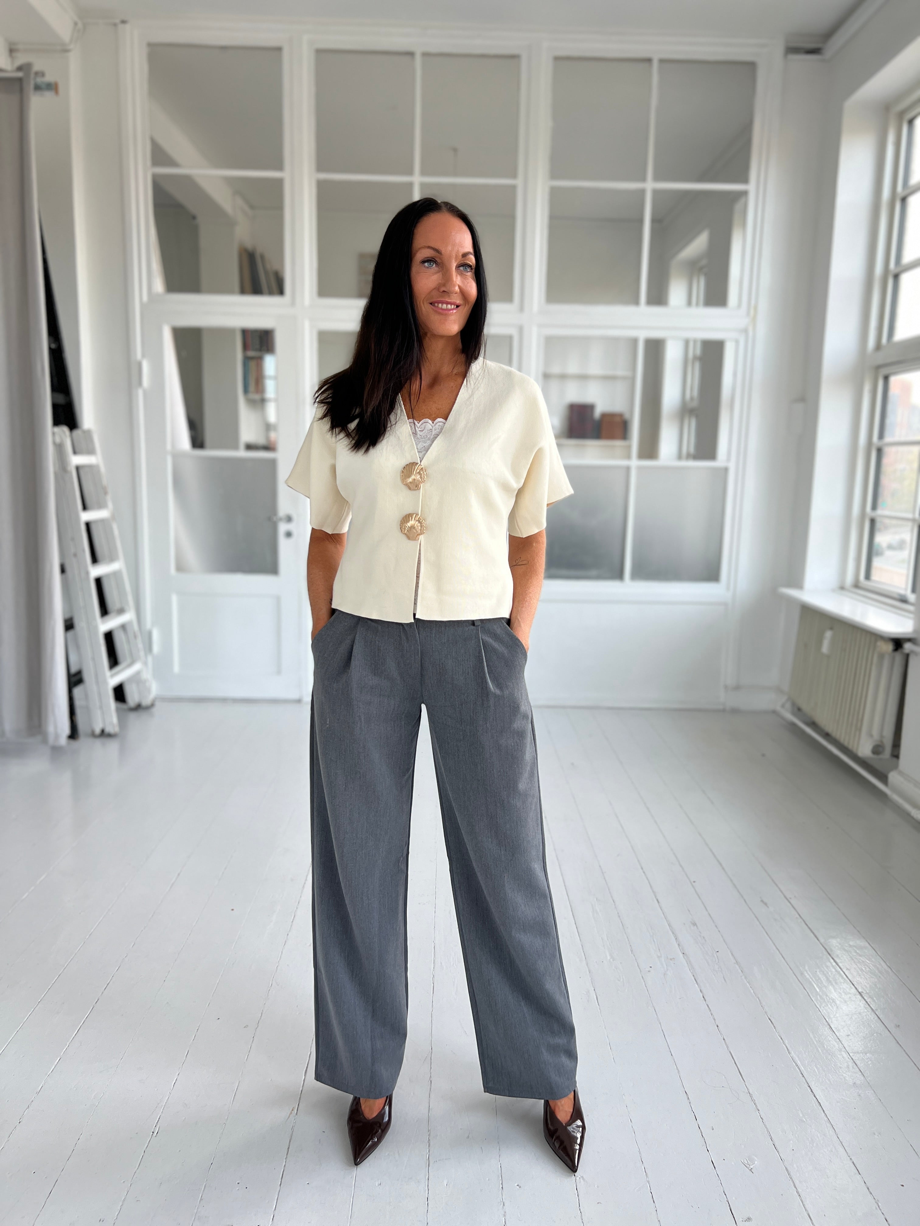 Eight Luxe grey trousers Long