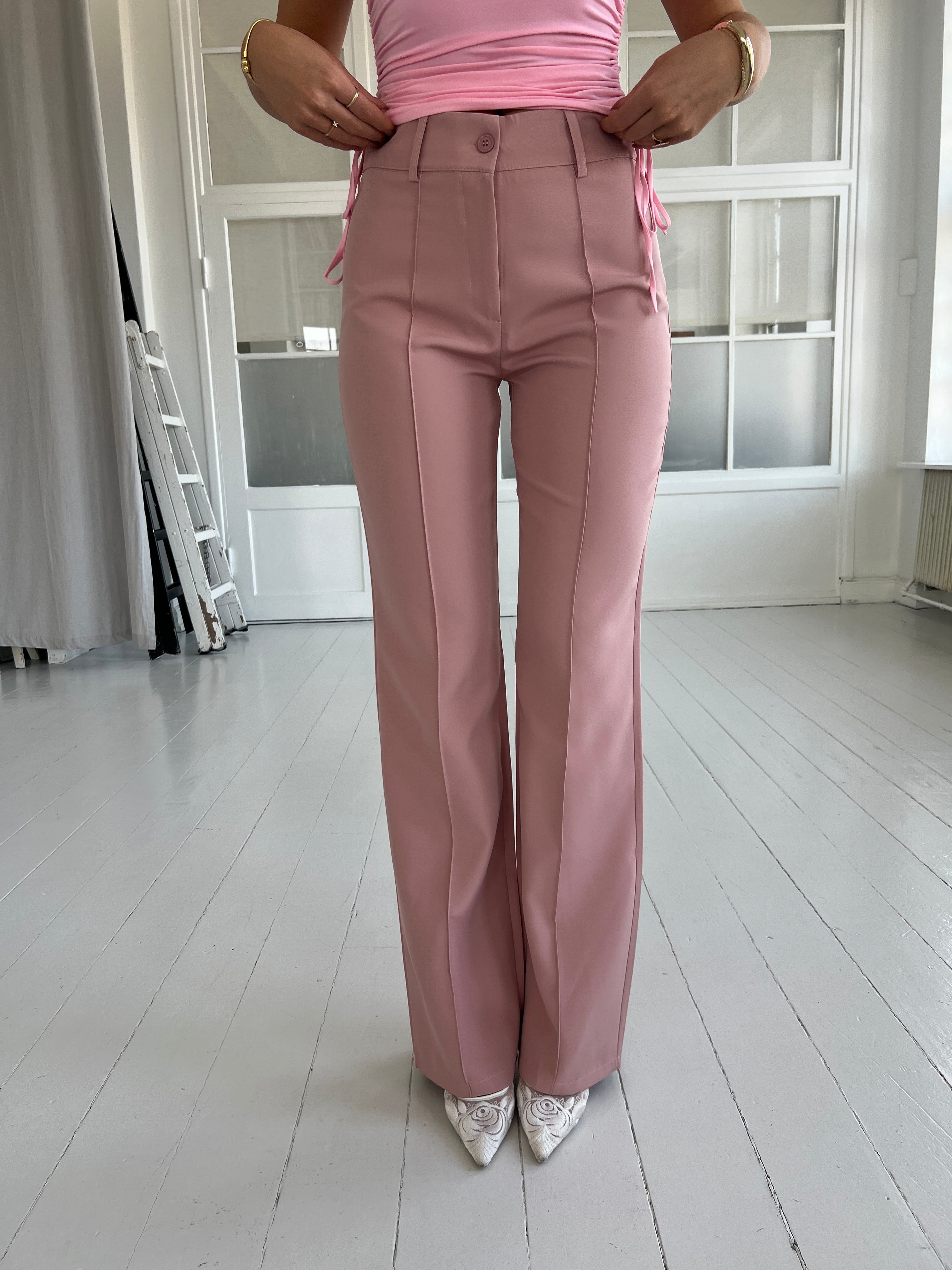 Eight Luxe rose pants