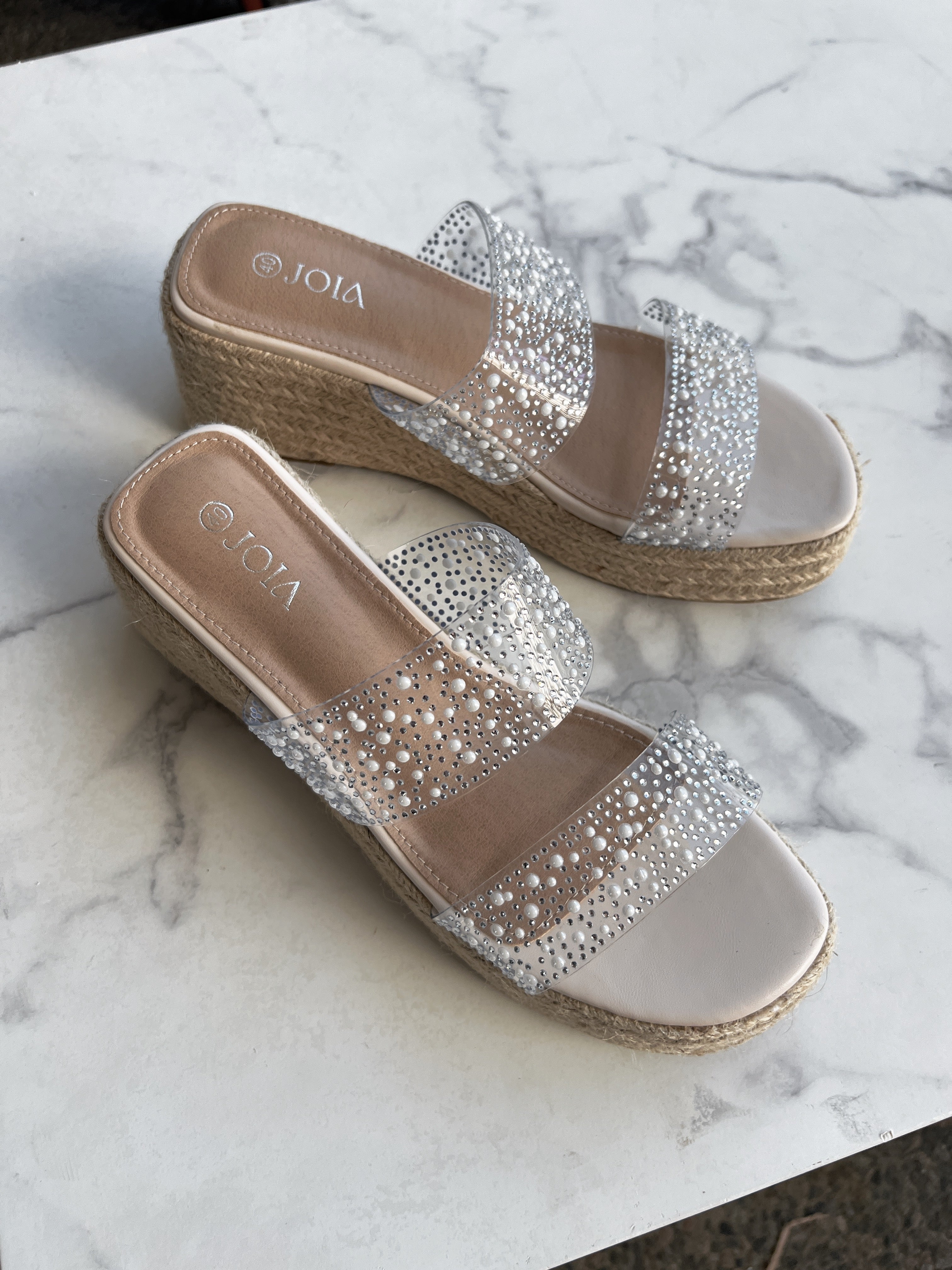 Joia beige wedge