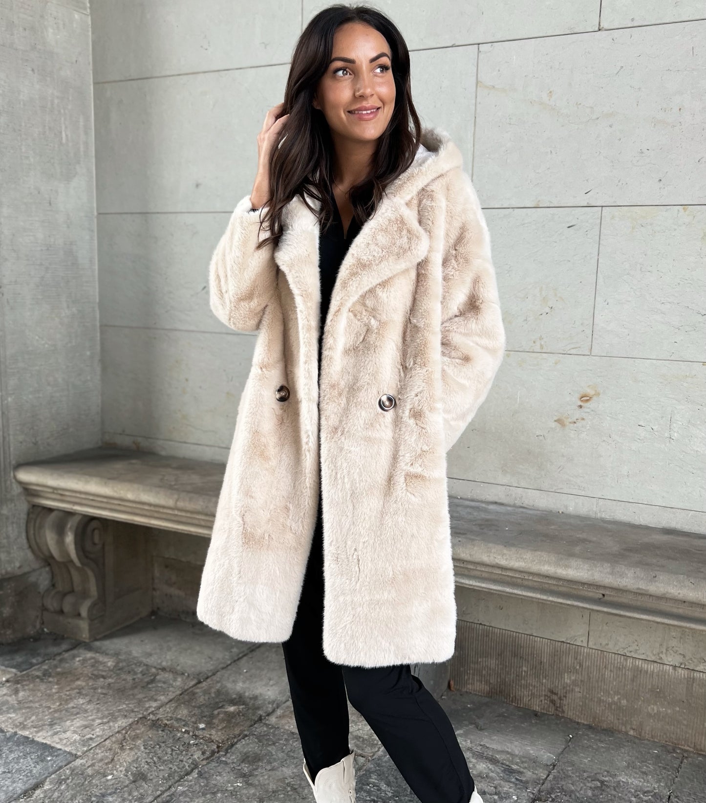 Azka beige fake fur jakke (2884)