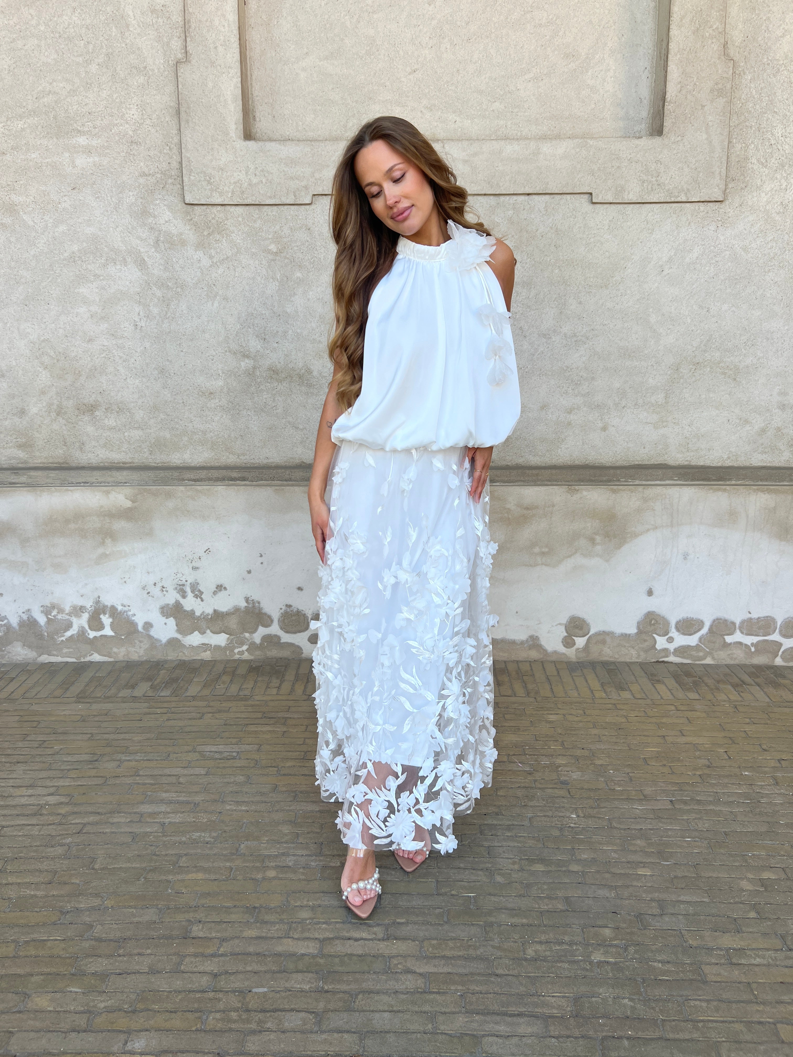 Elli white blossom skirt