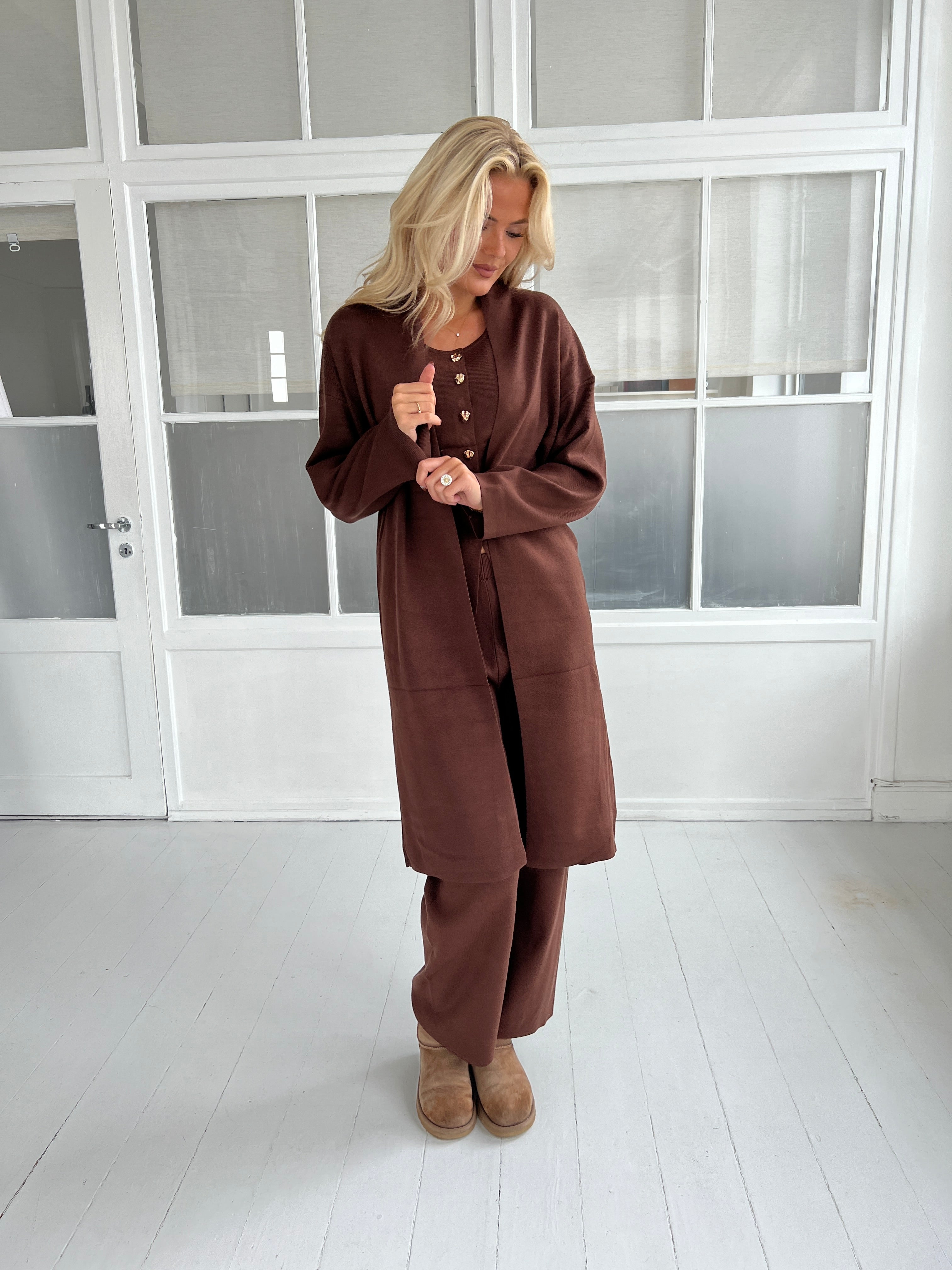 Flam Choko knit set fra webshoppen Aaberg Copenhagen