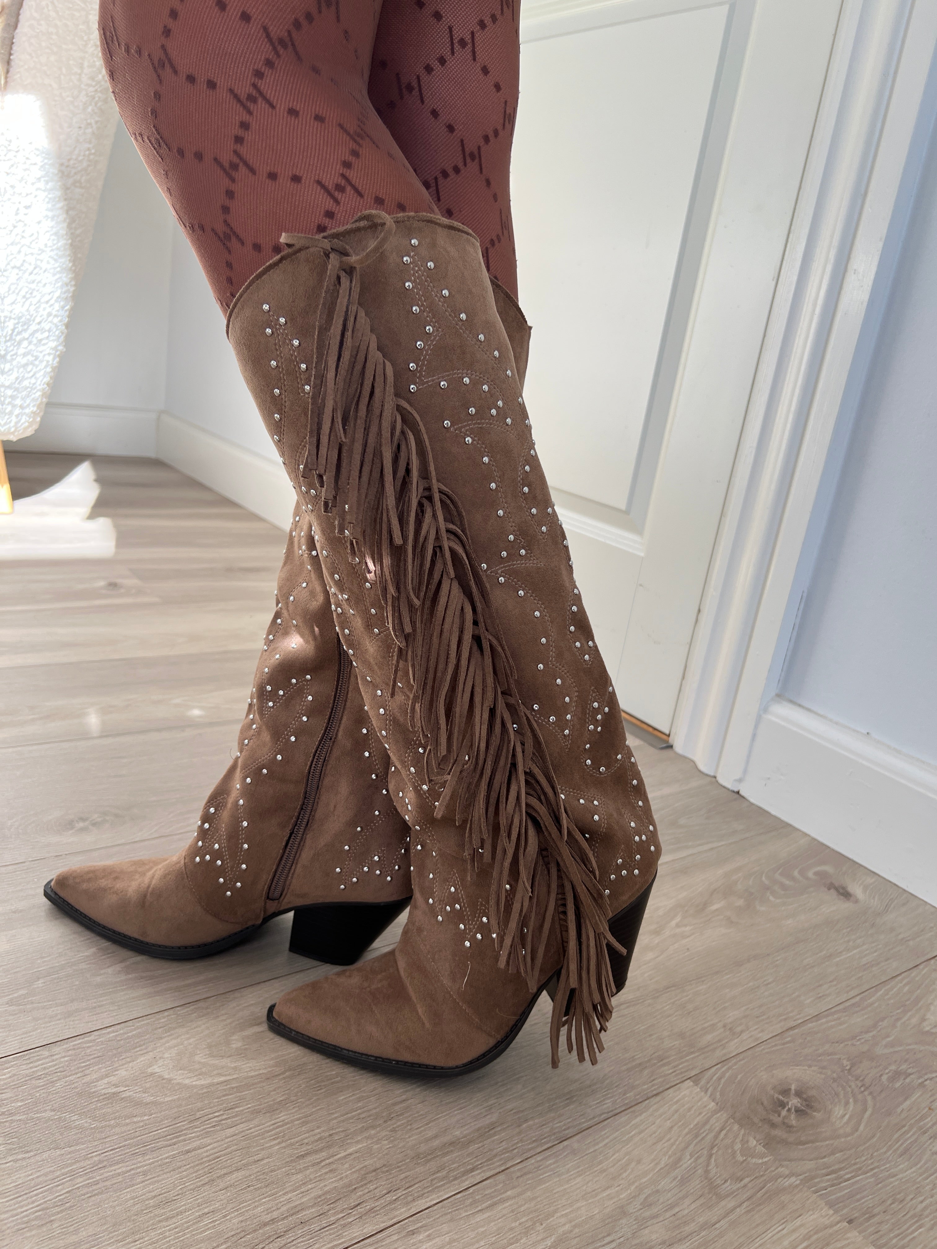 Joia khaki fringe boot