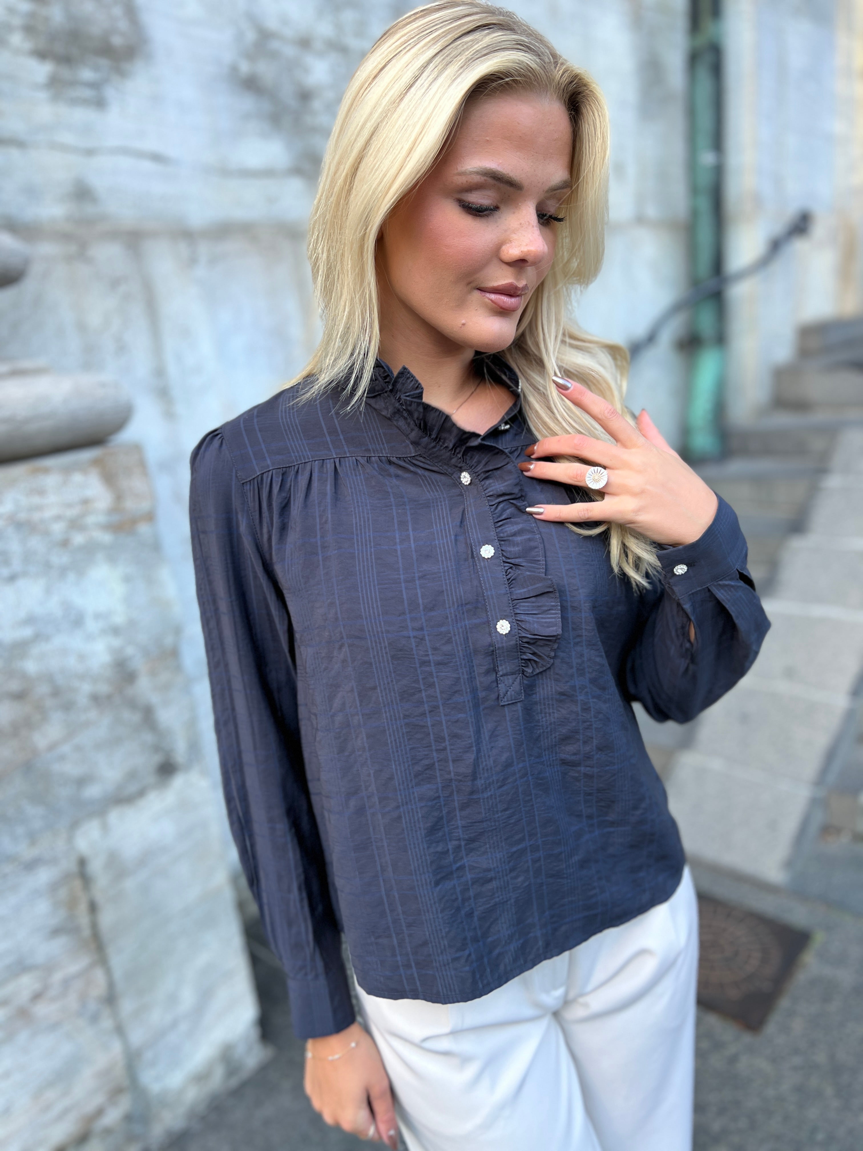 Continue - Skjorte - Ariana Navy blue