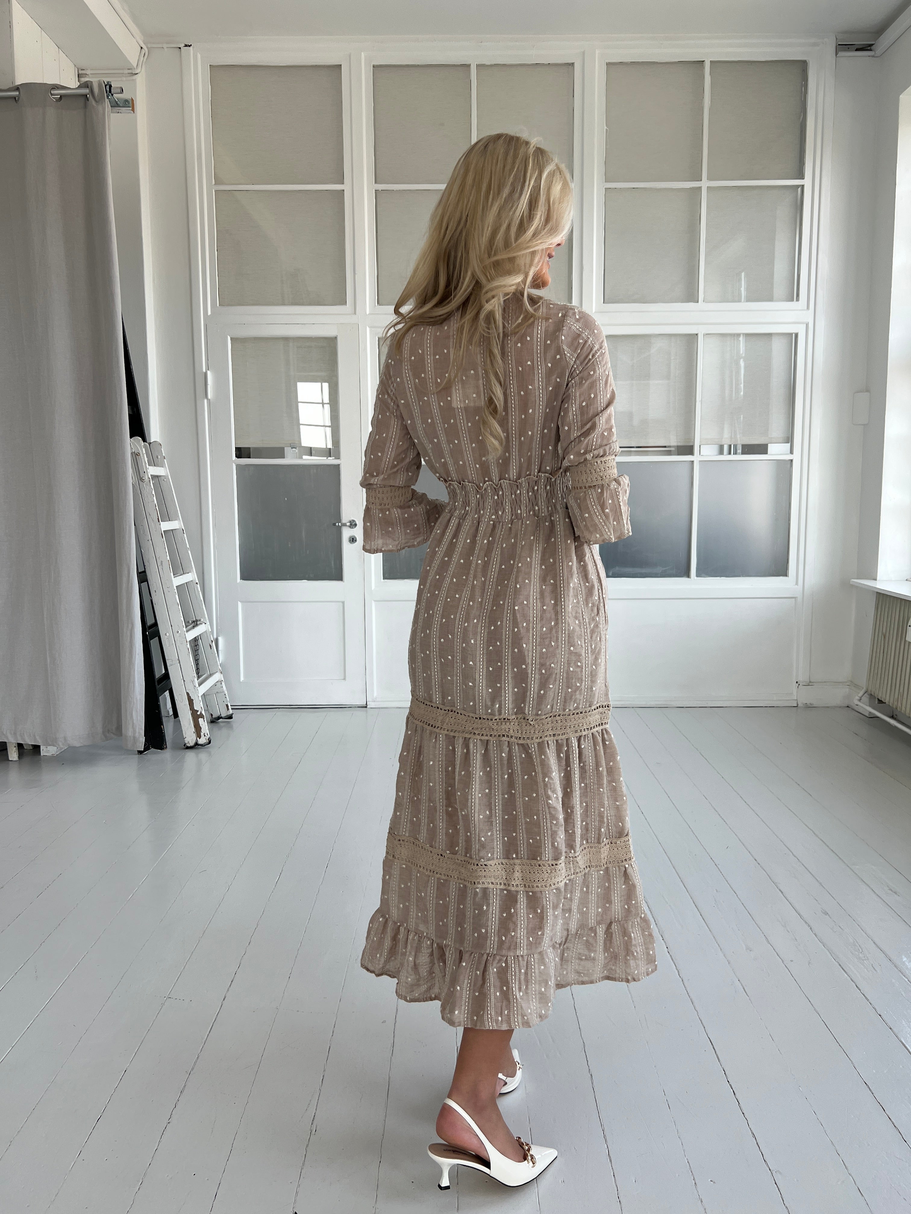 Flam taupe boho layer dress