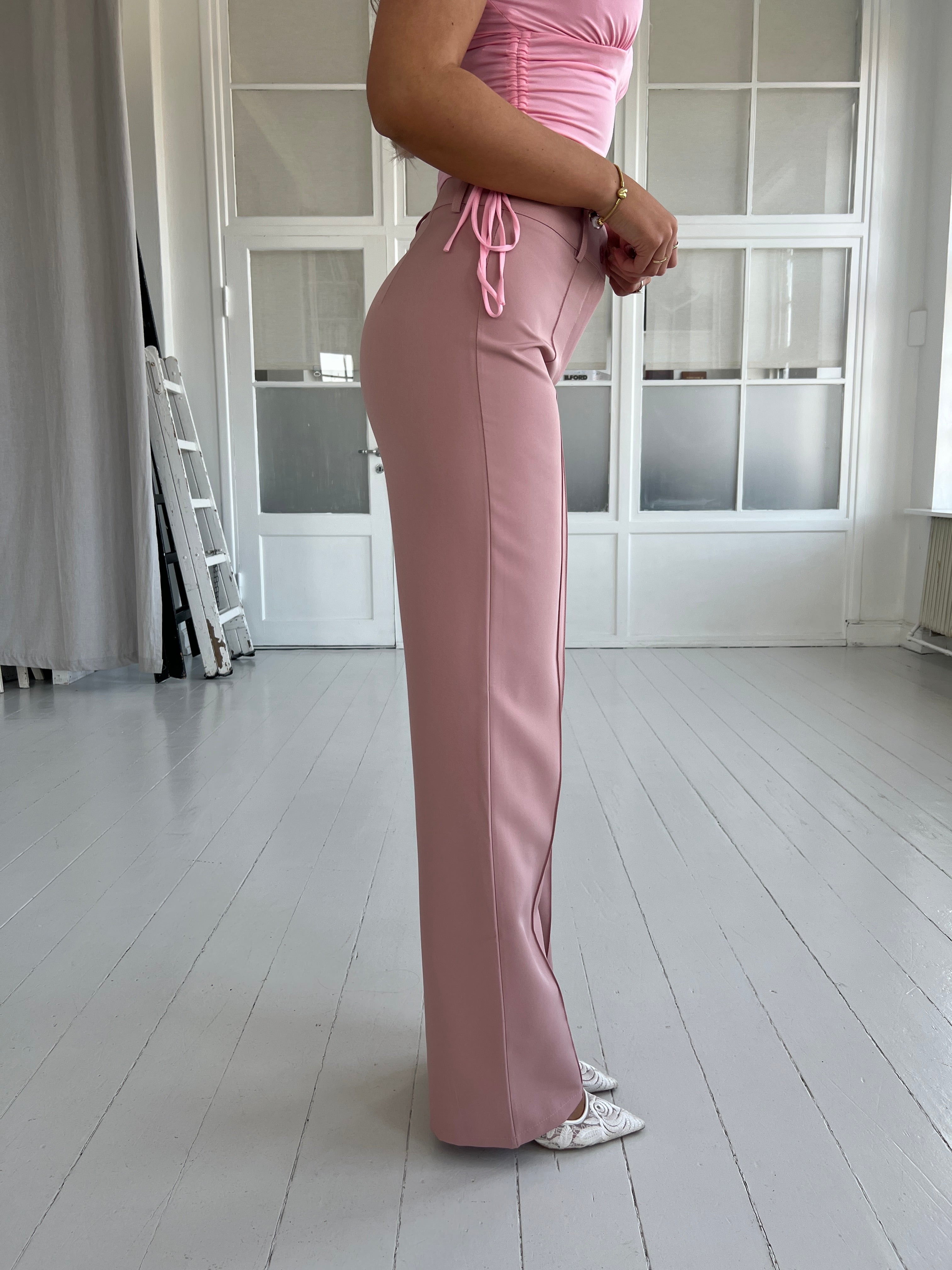 Eight Luxe rose pants