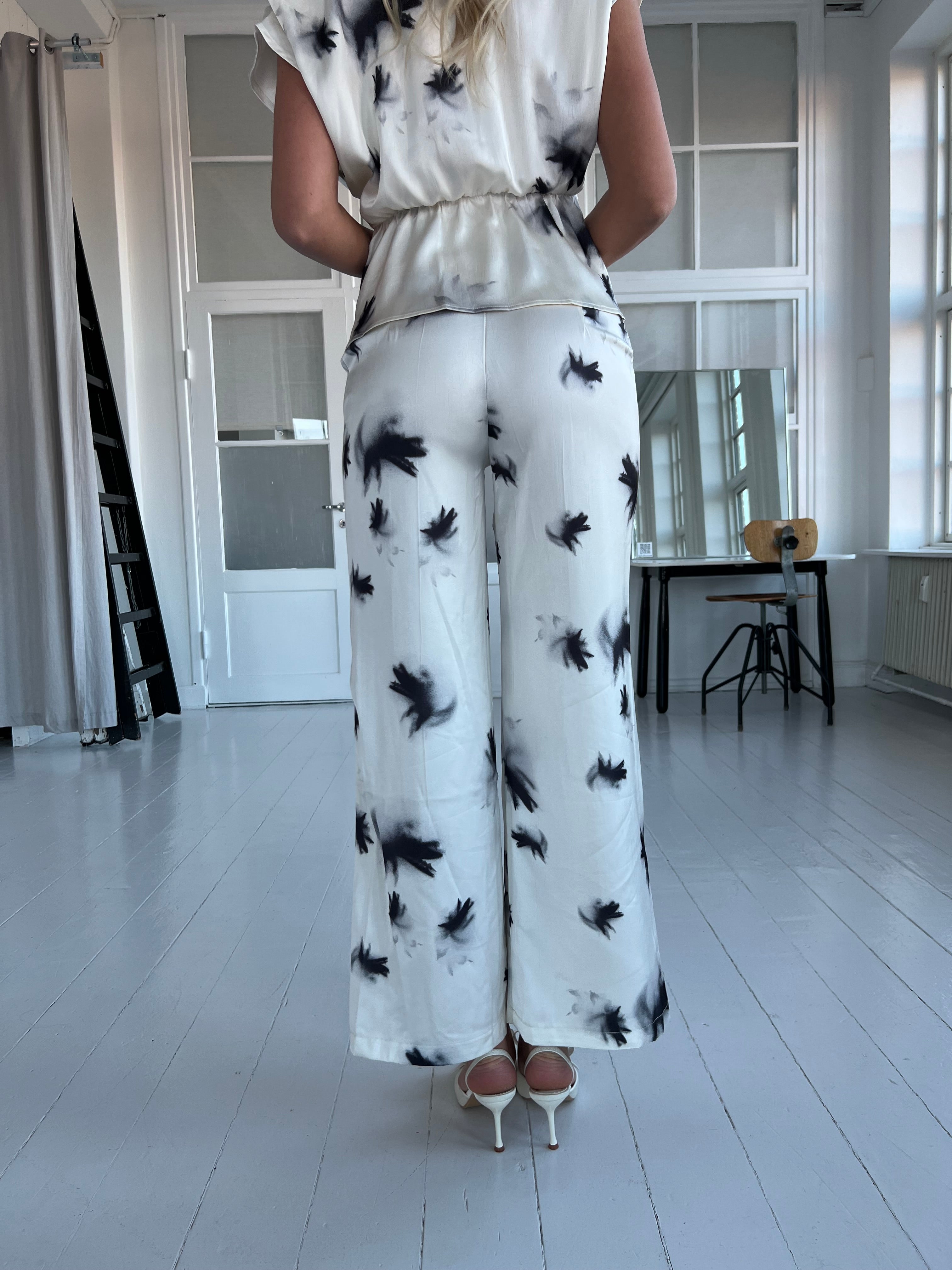 Elli white satin pants