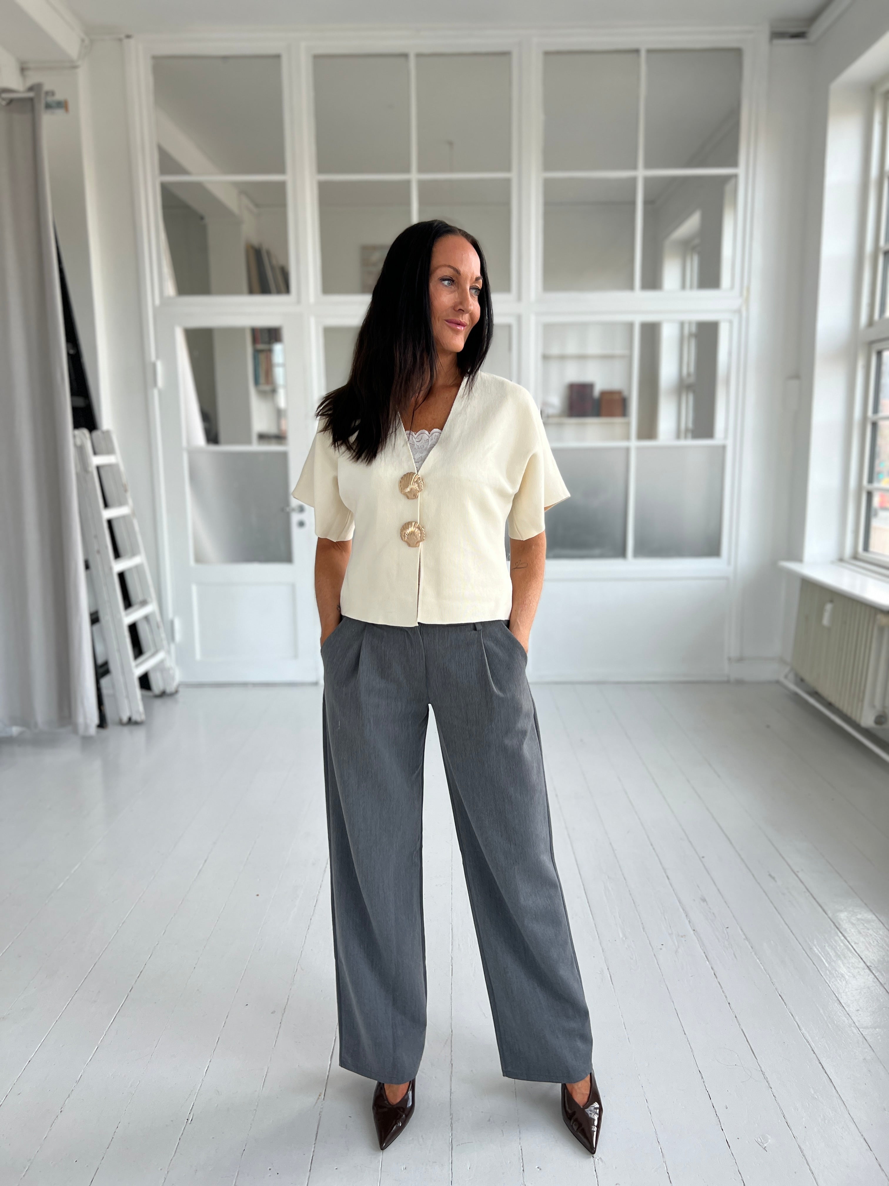 Eight Luxe grey trousers Long