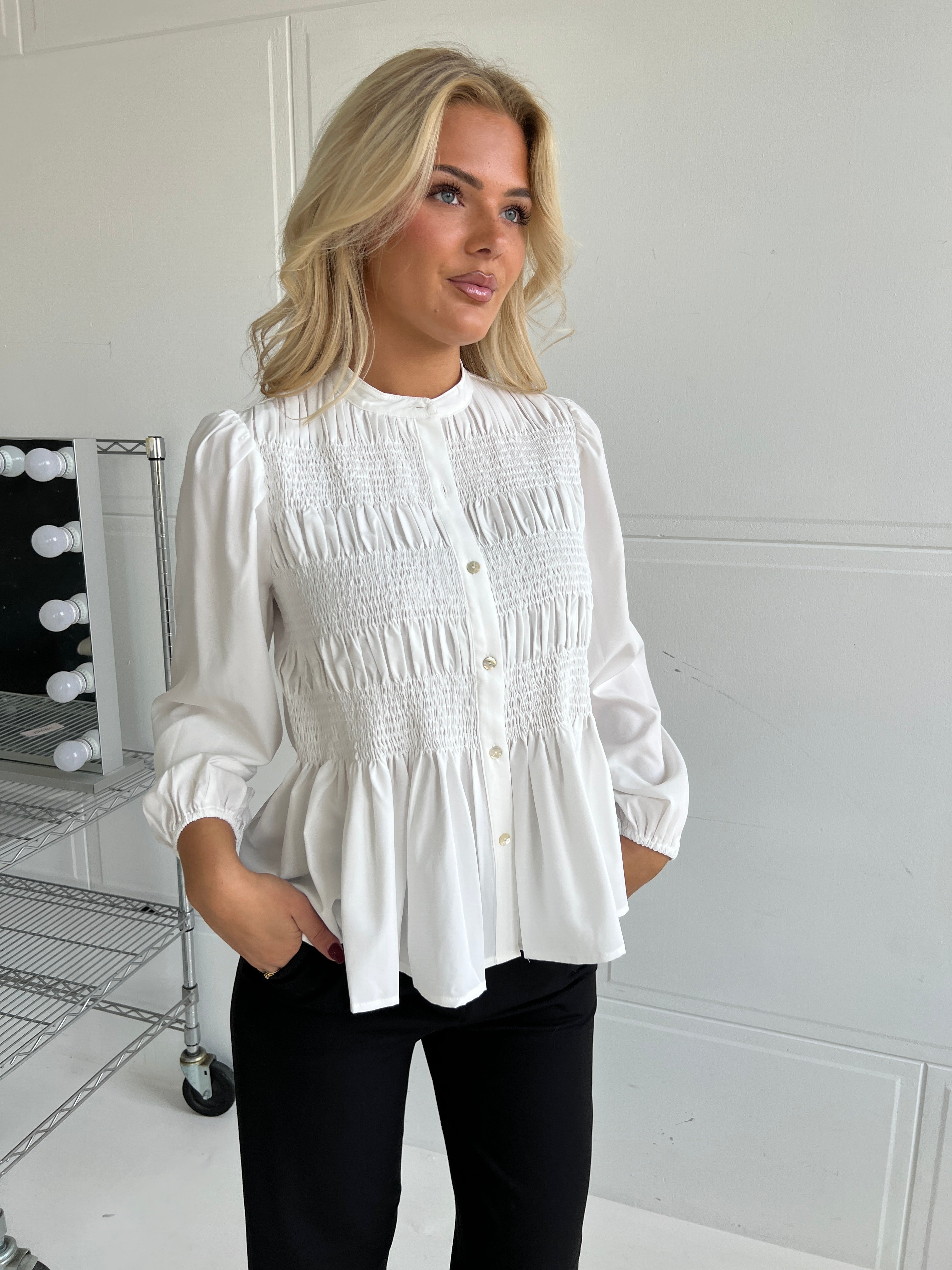 Continue skjorte -chloe smock white