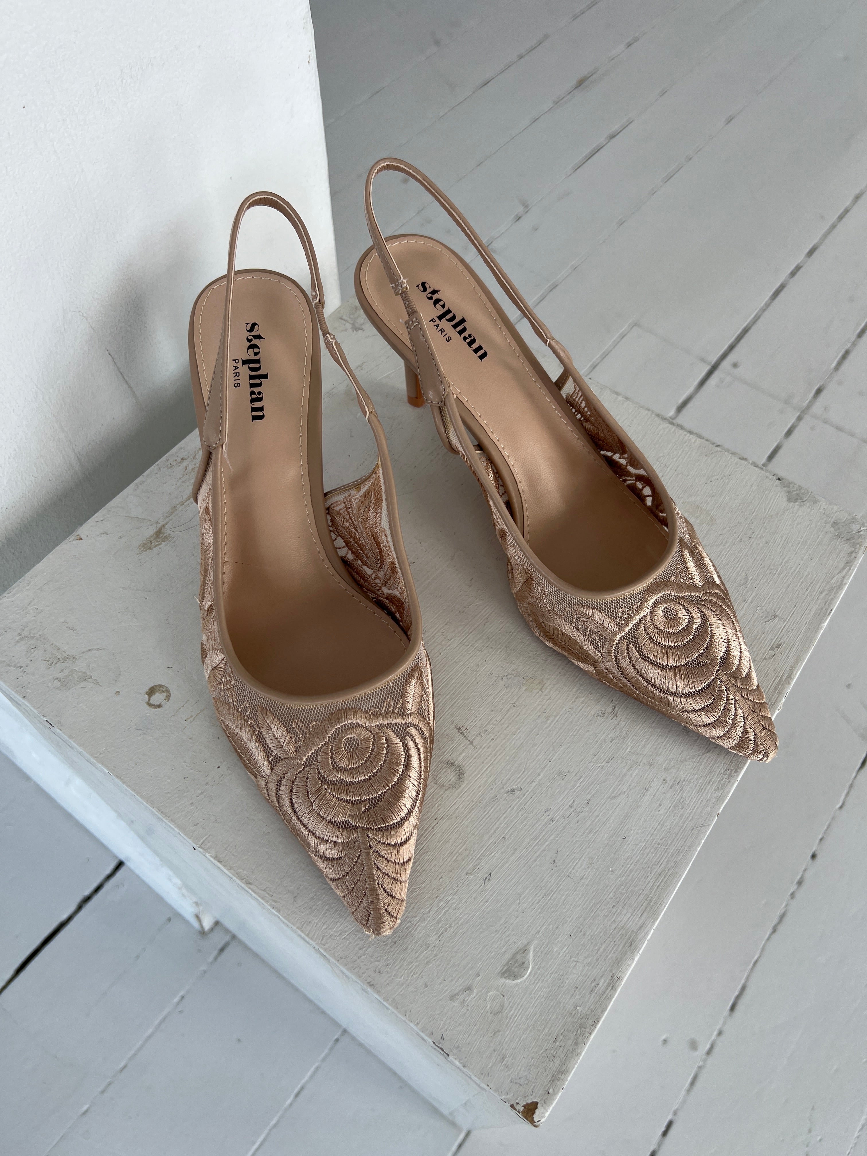 Steph taupe lace heel
