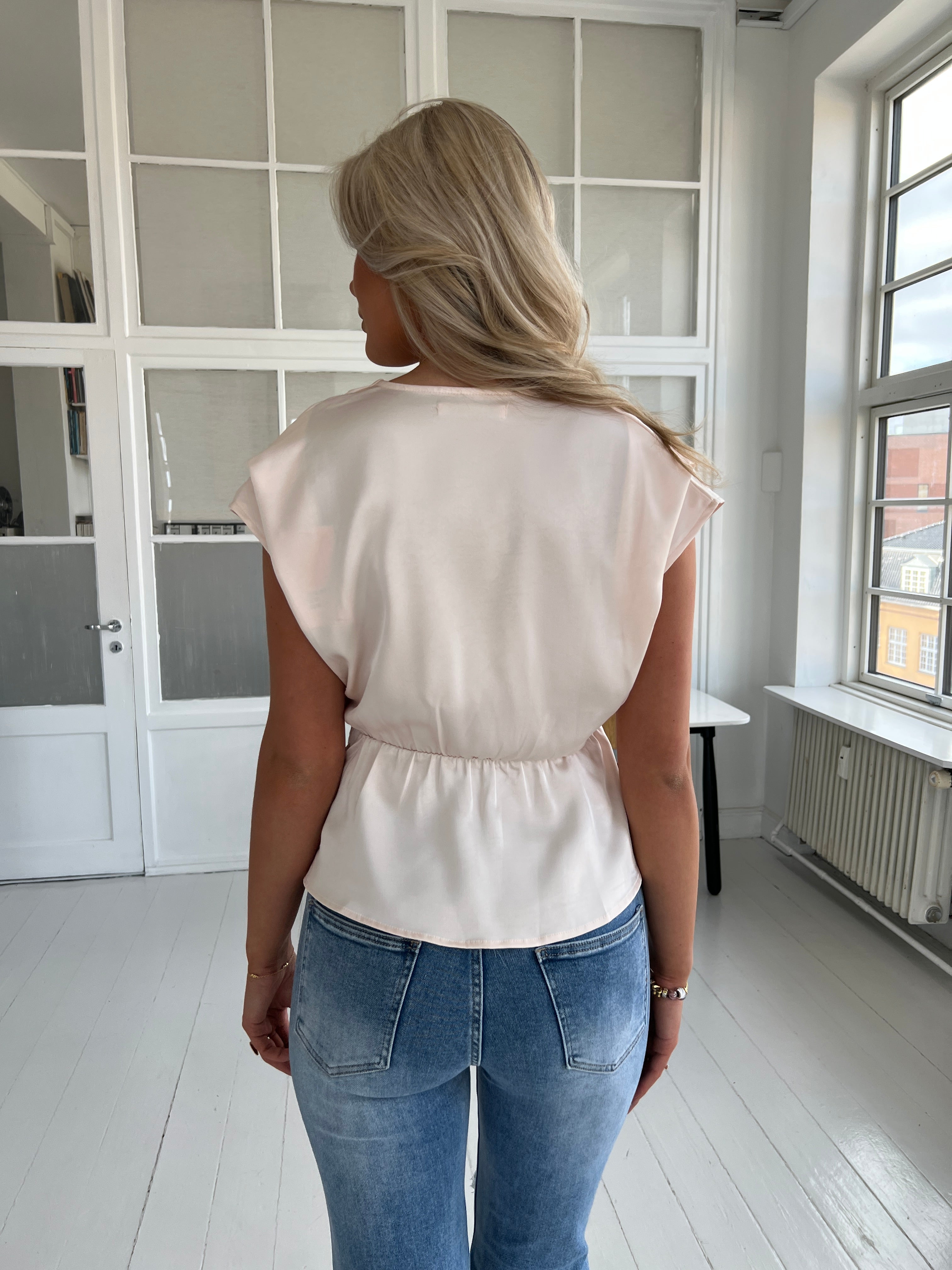 Elli White peach satin blouse