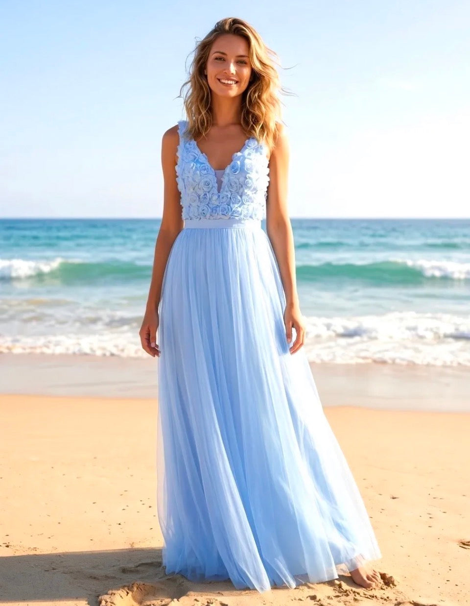 Model i Soky sky blue tyl kjole fra webshoppen Aaberg Copenhagen