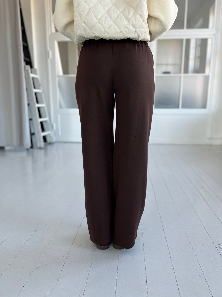 Eight Luxe brown joggers - Aaberg DK