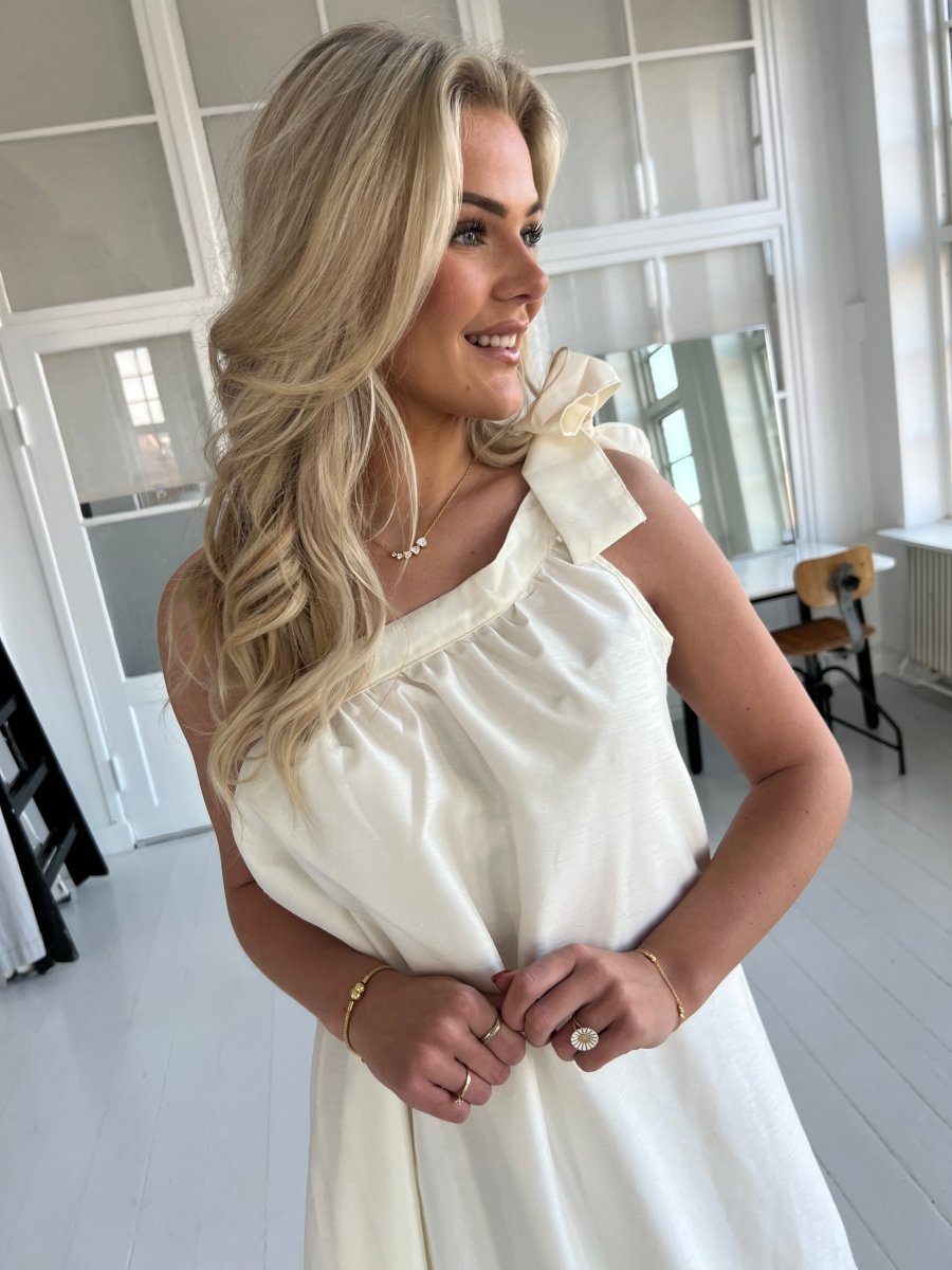 Essentiel beige oneshoulder dress - Aaberg DK