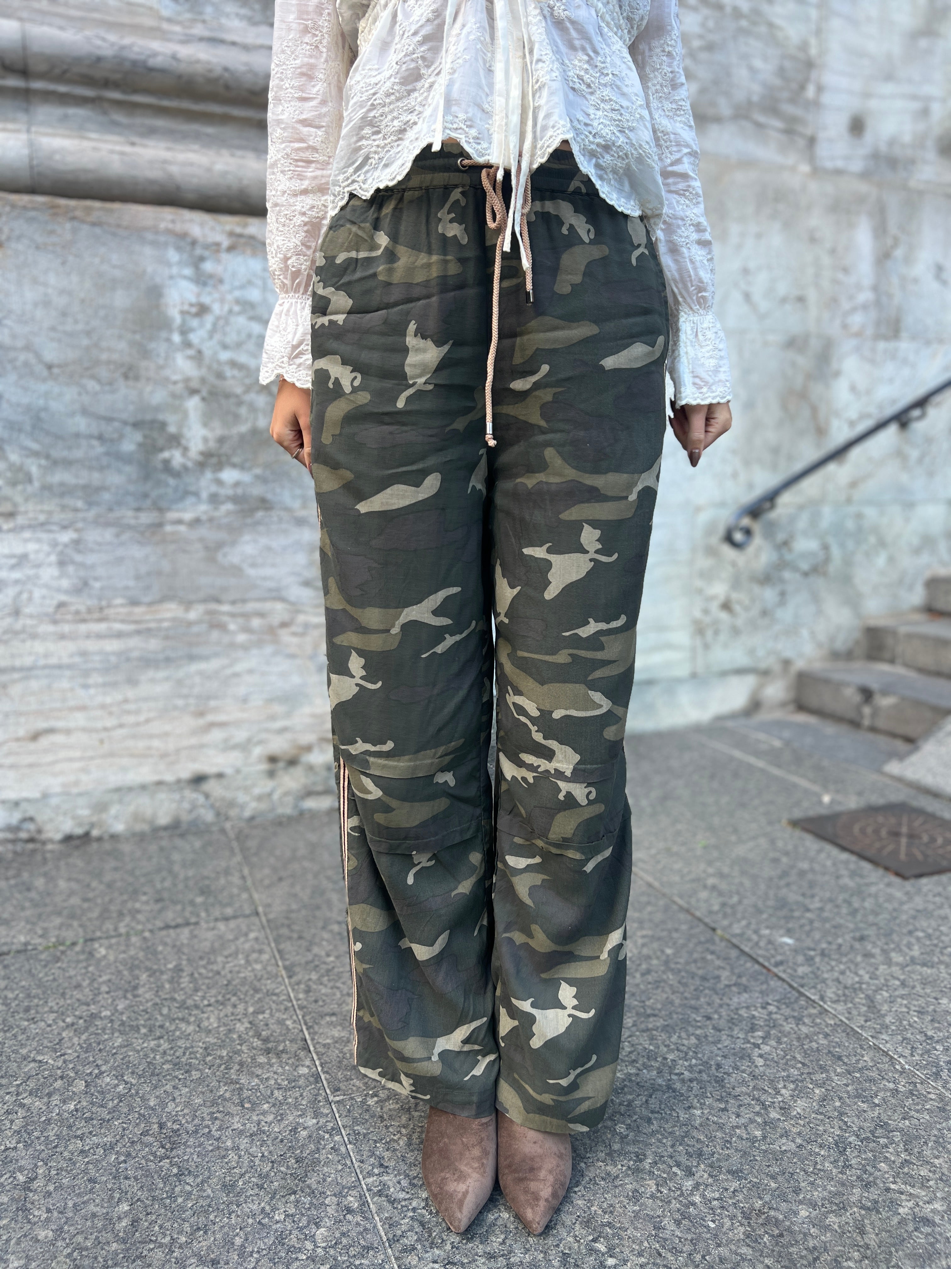 Continue army løse bukser - Åberg Copenhagen