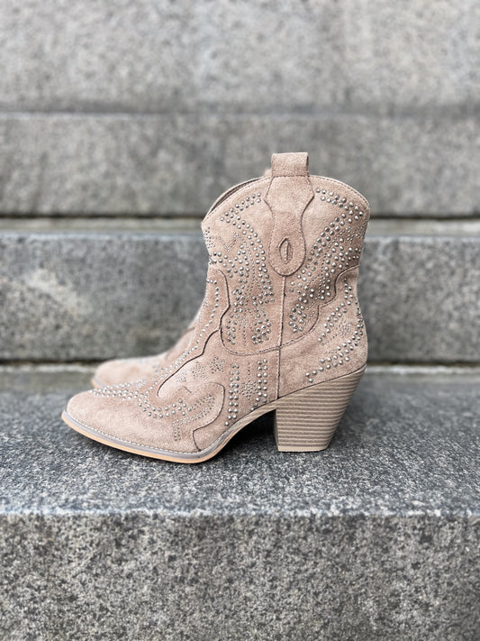 Belle beige rhinestone boot (3258)