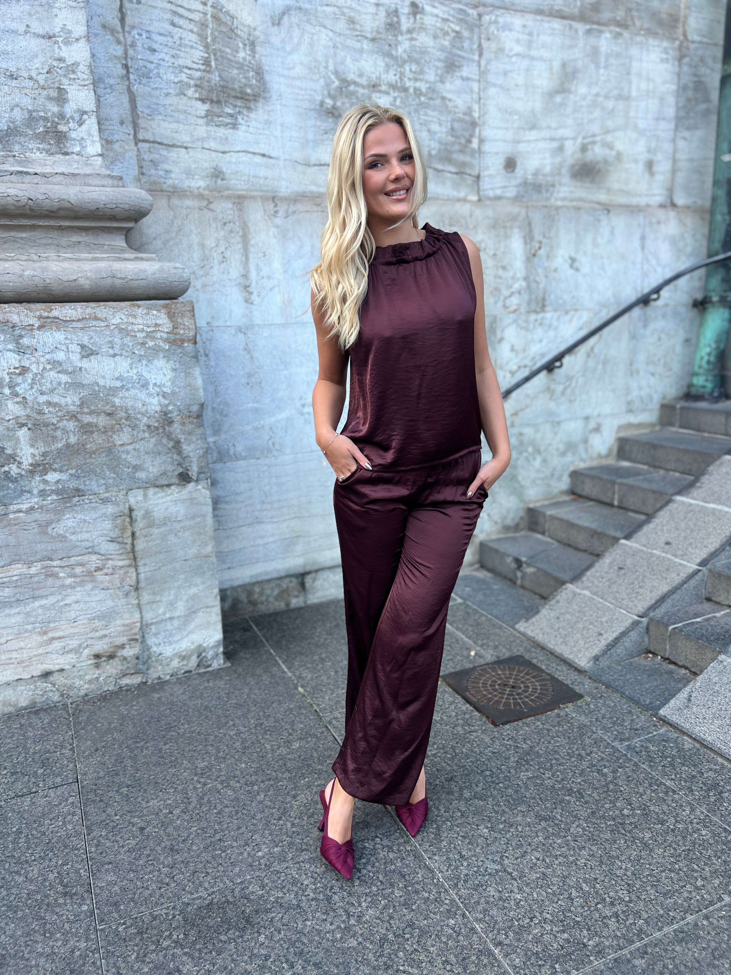 Continue - Bukser - Roberta bordeaux fra webshoppen Aaberg Copenhagen