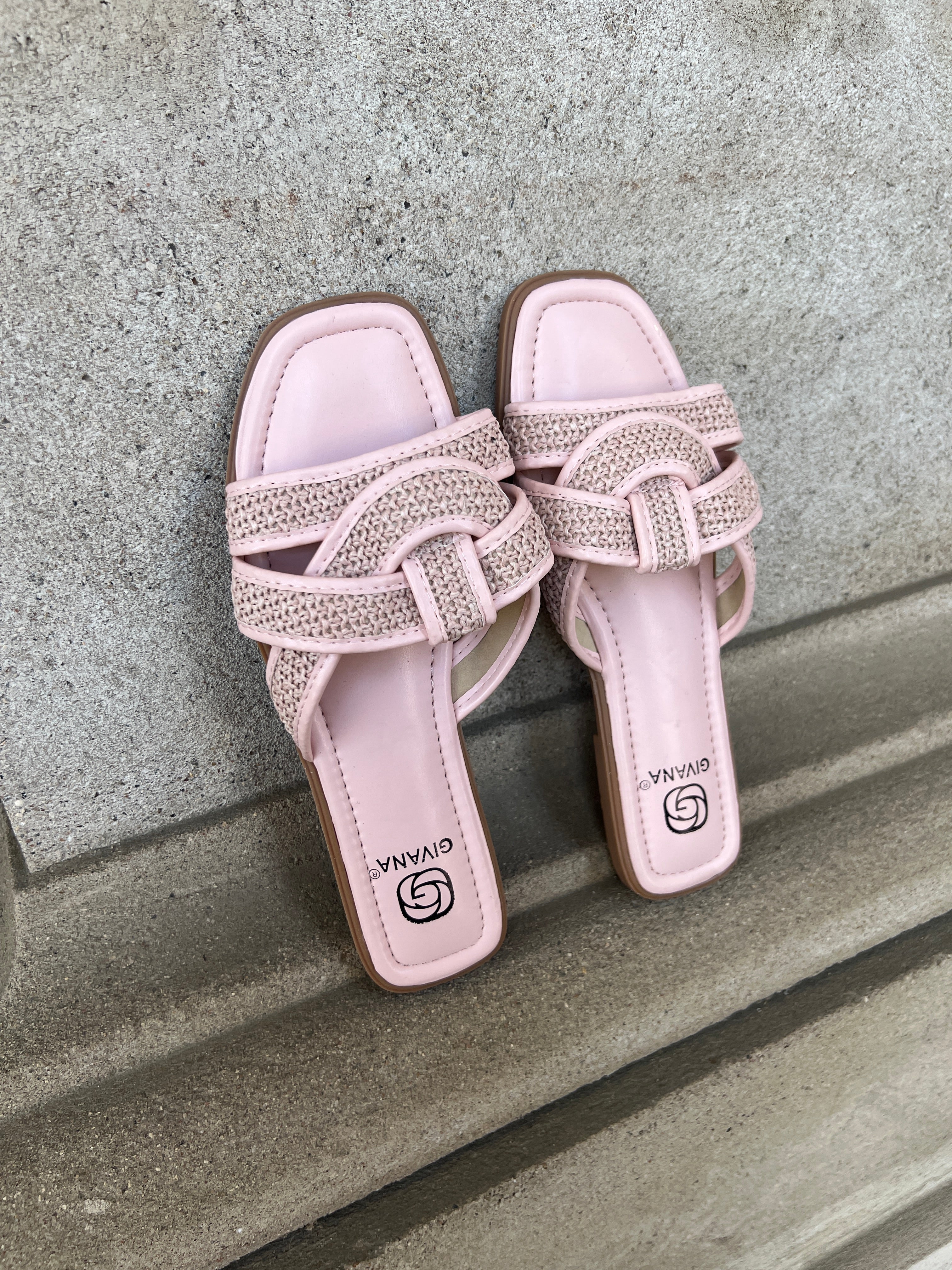 Givana rose summer sandal