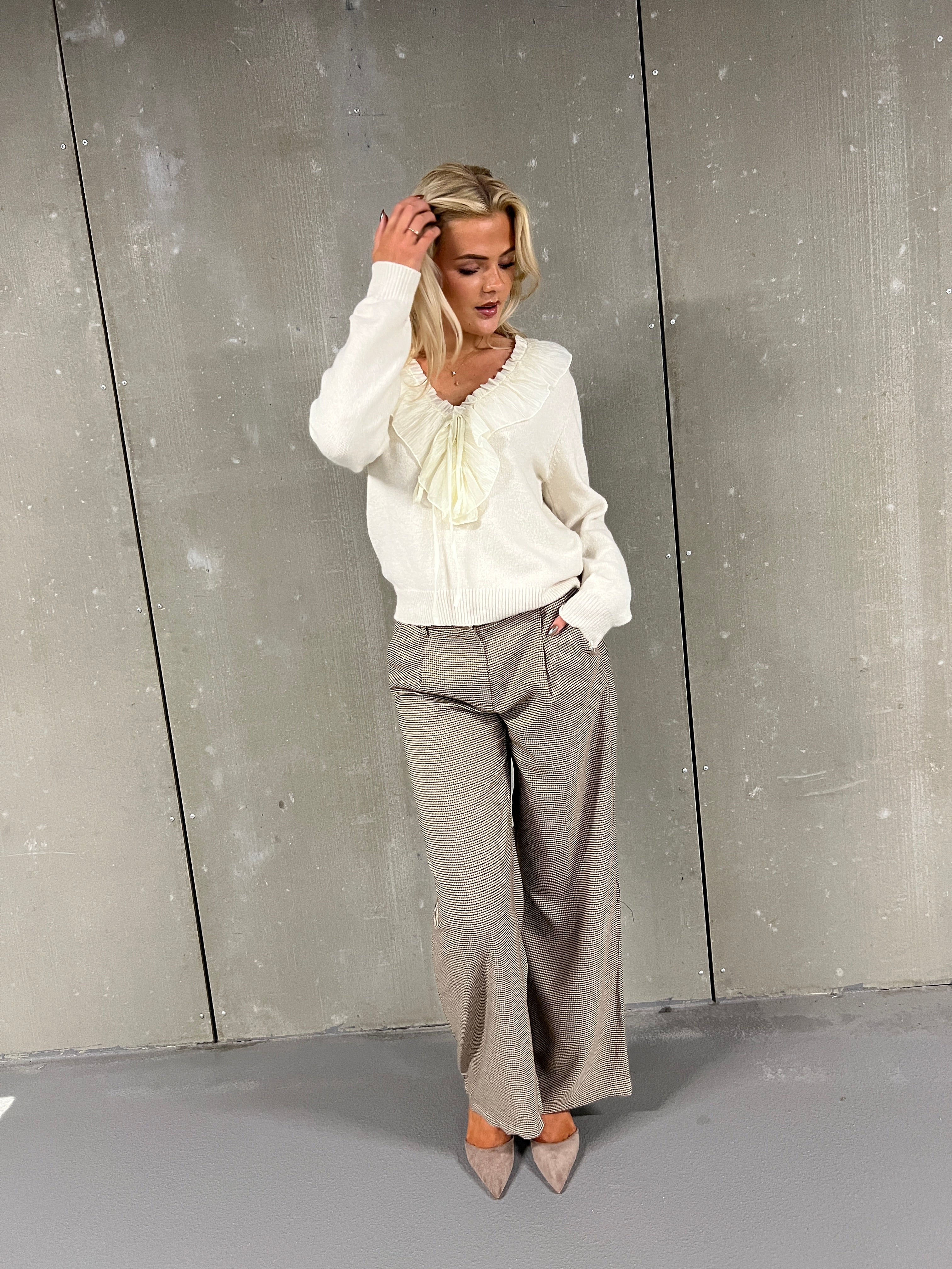 Eight Luxe brunternet pants fra webshoppen Aaberg Copenhagen