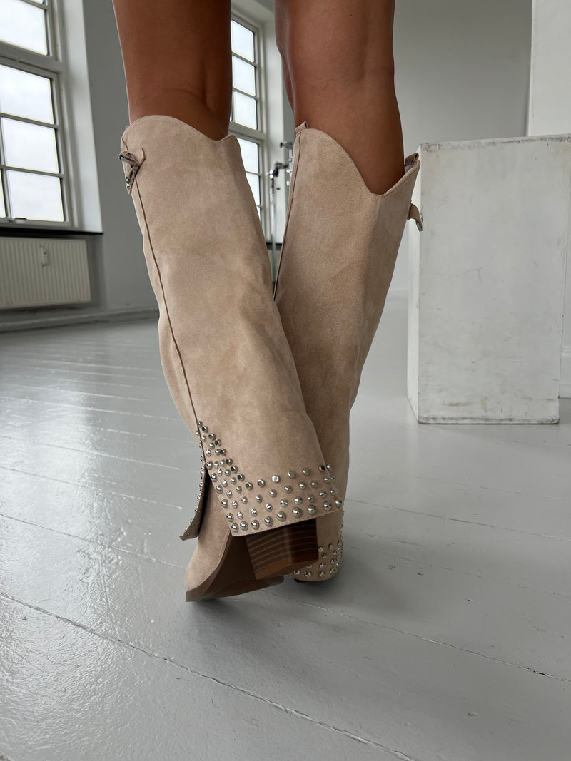 Ideal beige heel boots (9689)