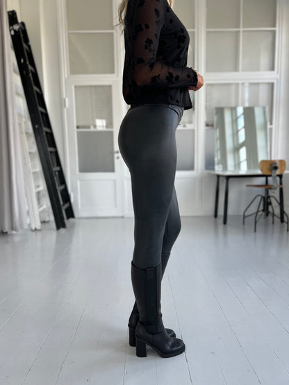 Vanessa black leggings (9050)