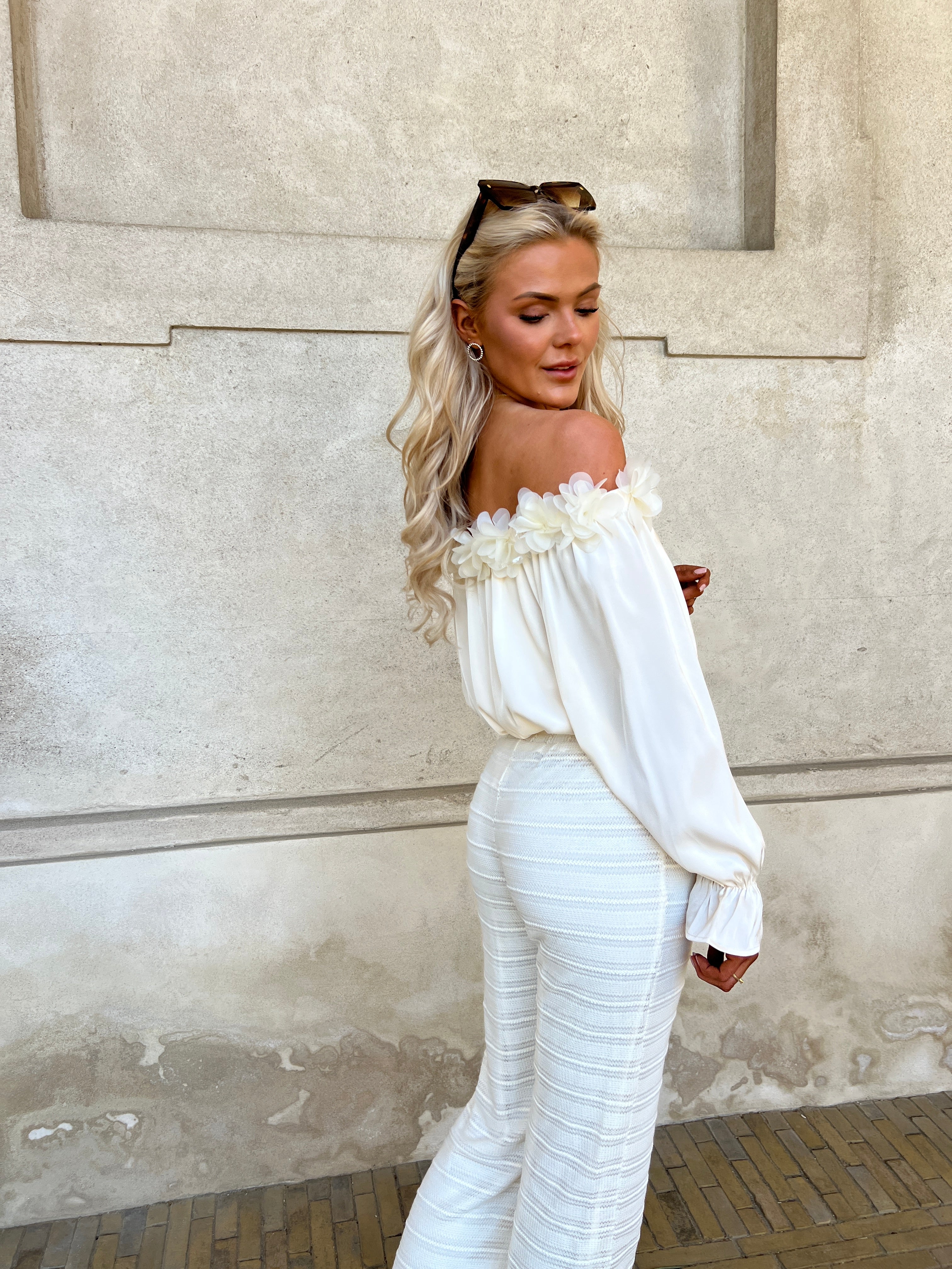 Eight Luxe creme lace pants