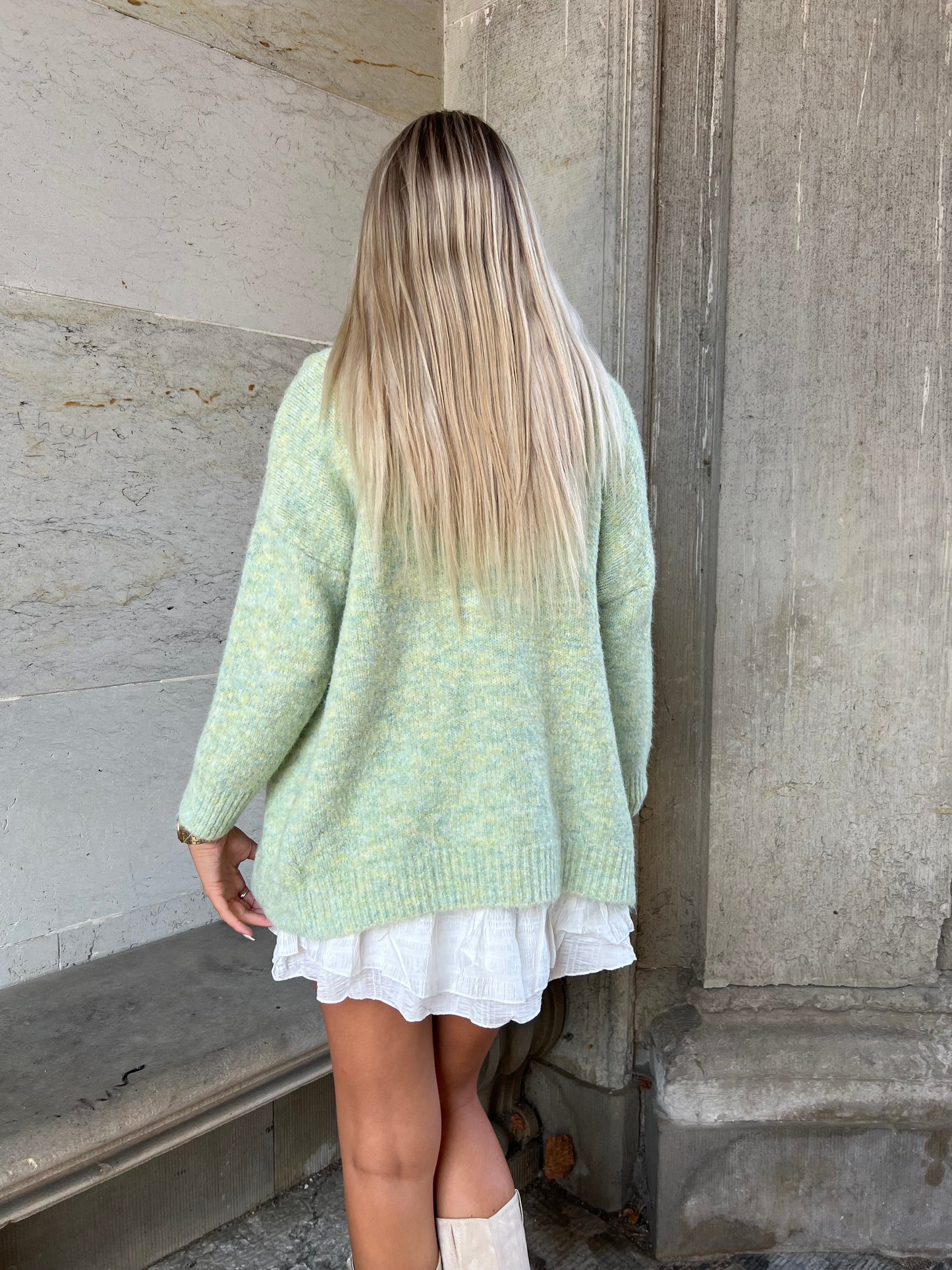 Azaka light green cardigan (5845)