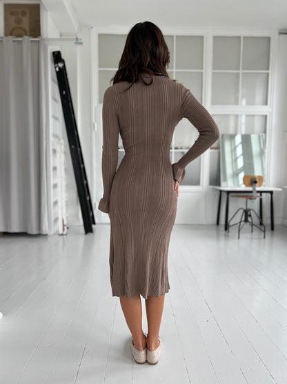 Copperose taupe knit dress (1020)