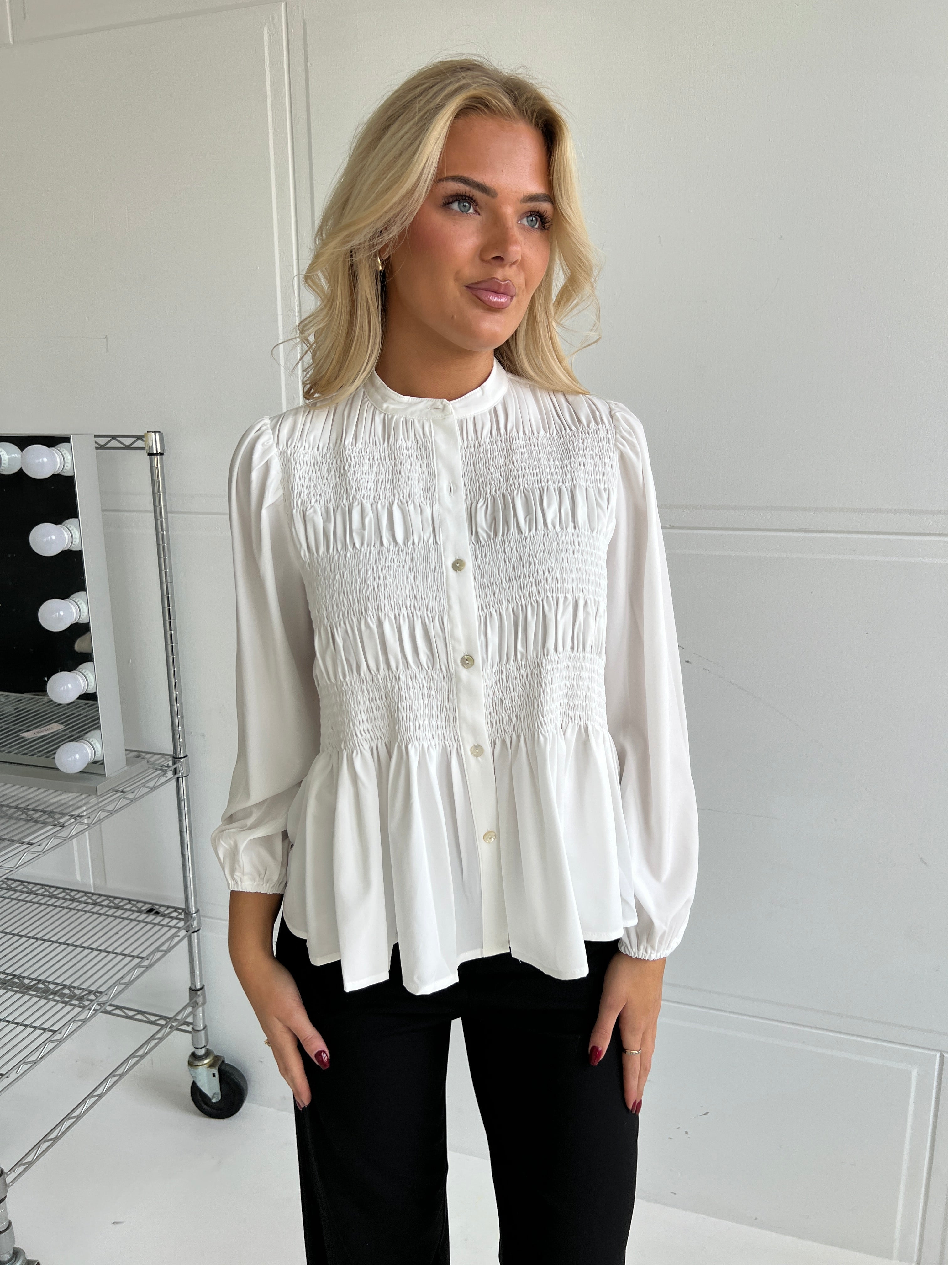 Continue skjorte -chloe smock white