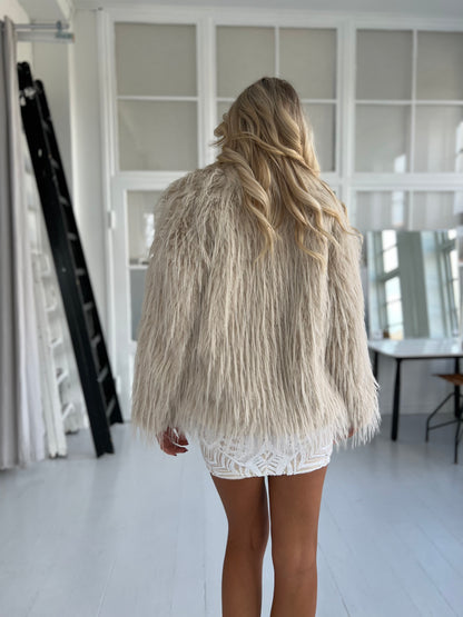 Flam beige fluffy faux fur (2219)