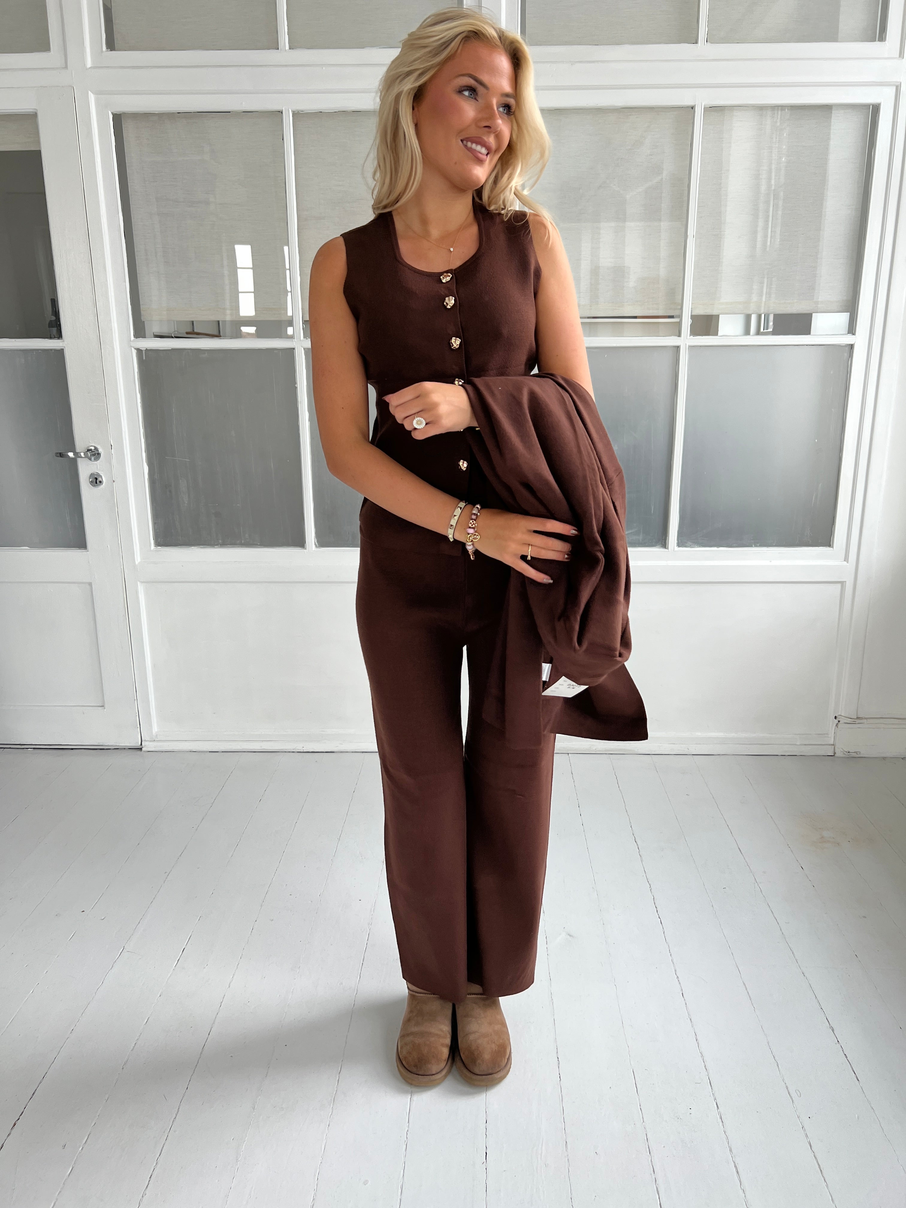 Flam Choko knit set fra webshoppen Aaberg Copenhagen