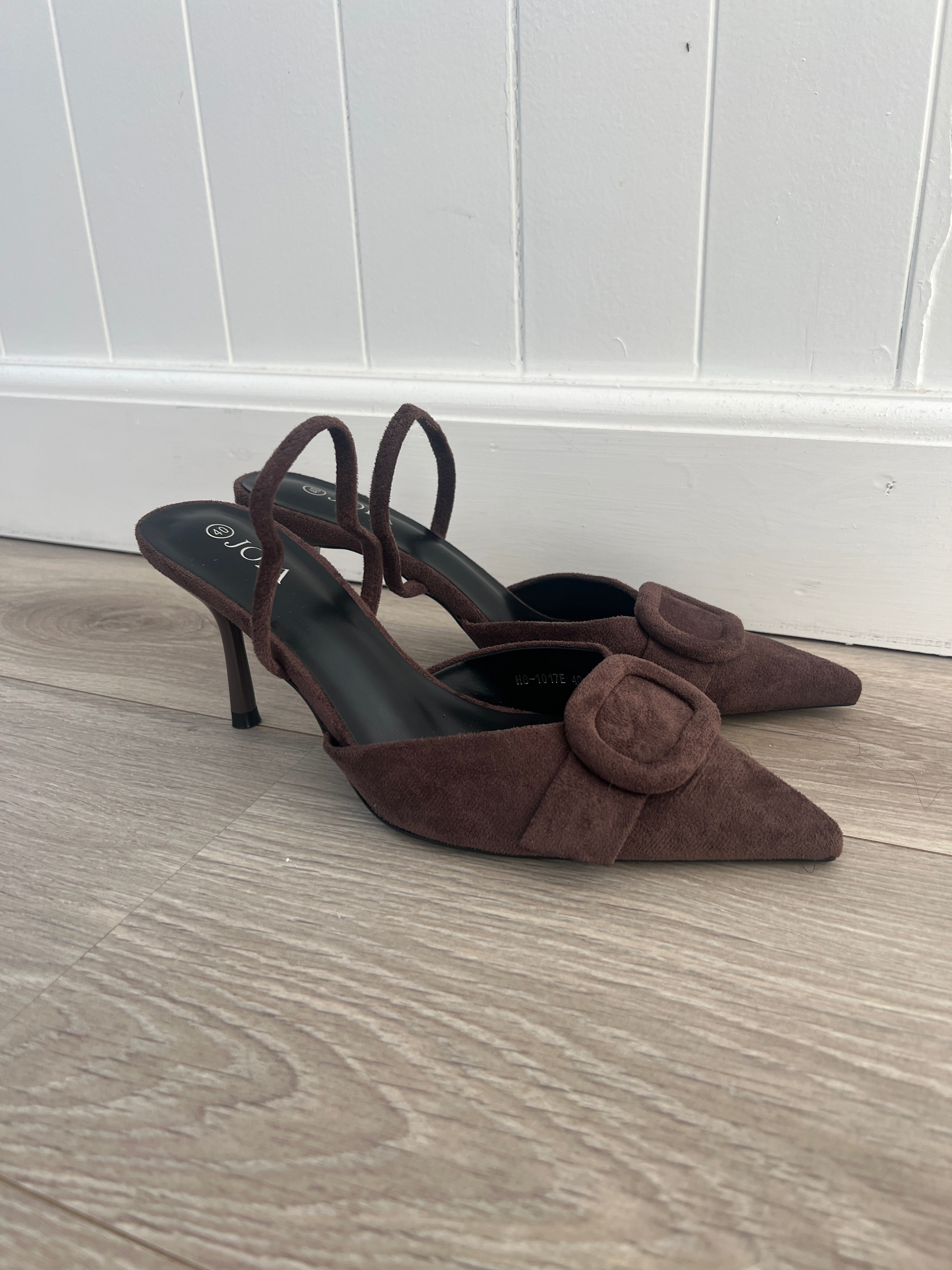 Joia dark brown pumps